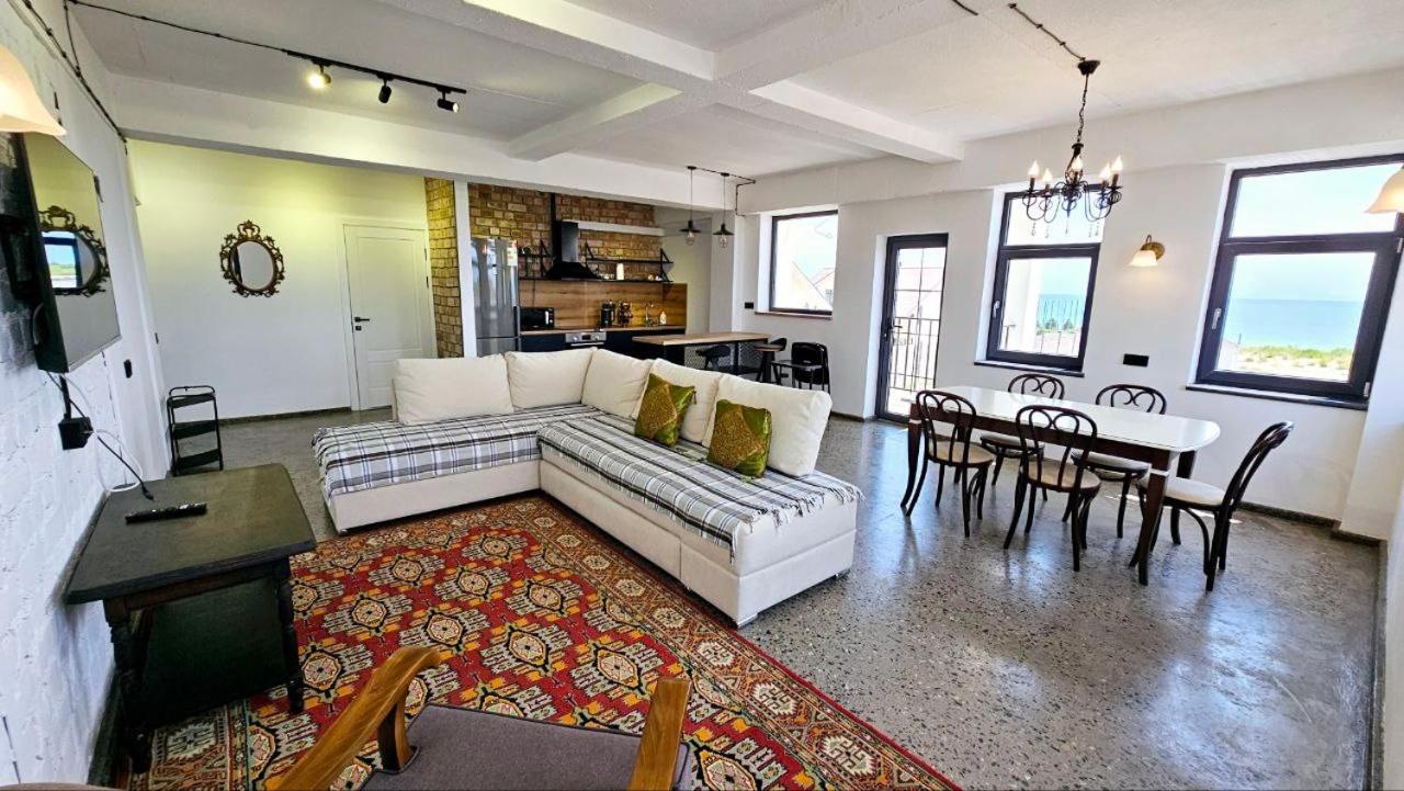 Alma Villa Guest House - Bosteri view 2