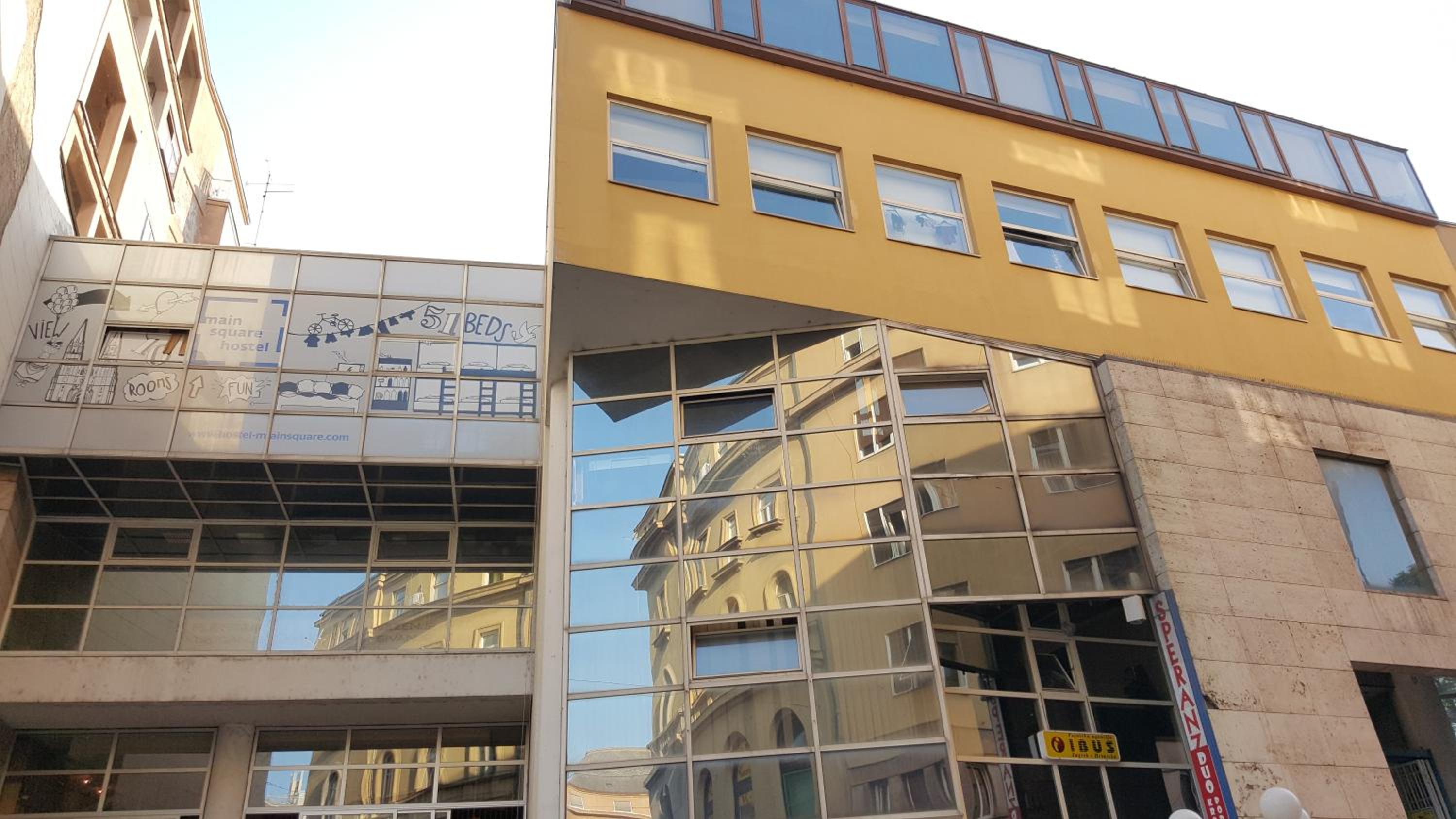 Main Square Hostel