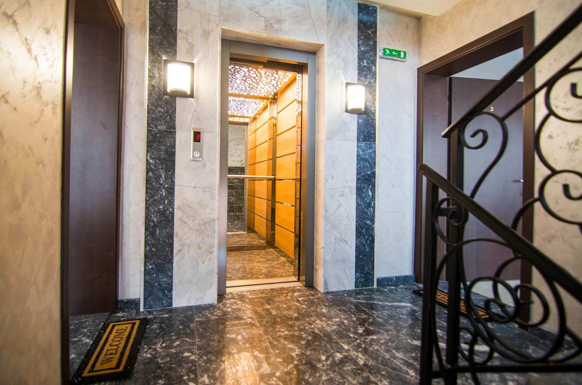 Odrys Apartments
