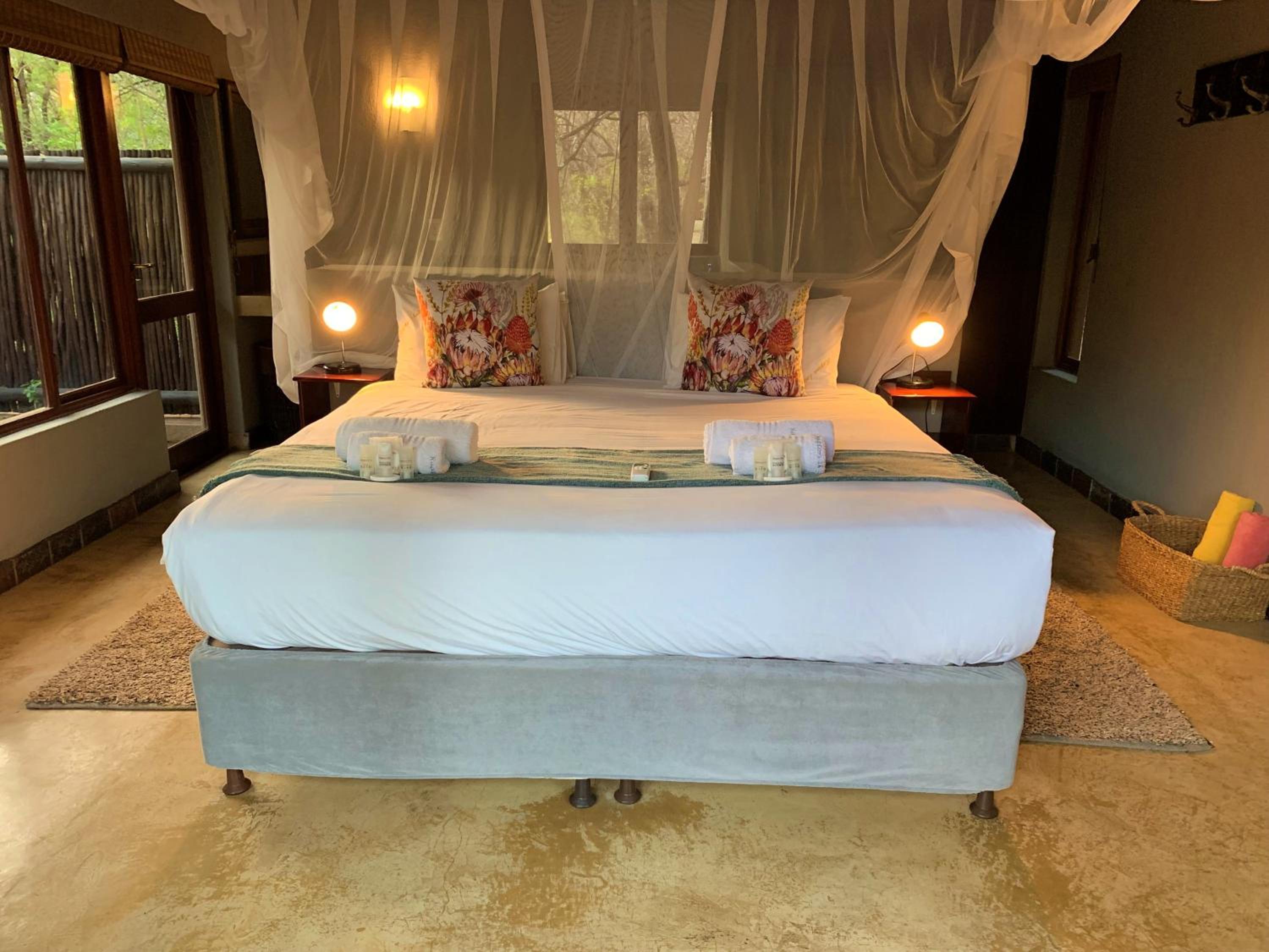 Hoedspruit Raptors Lodge N16