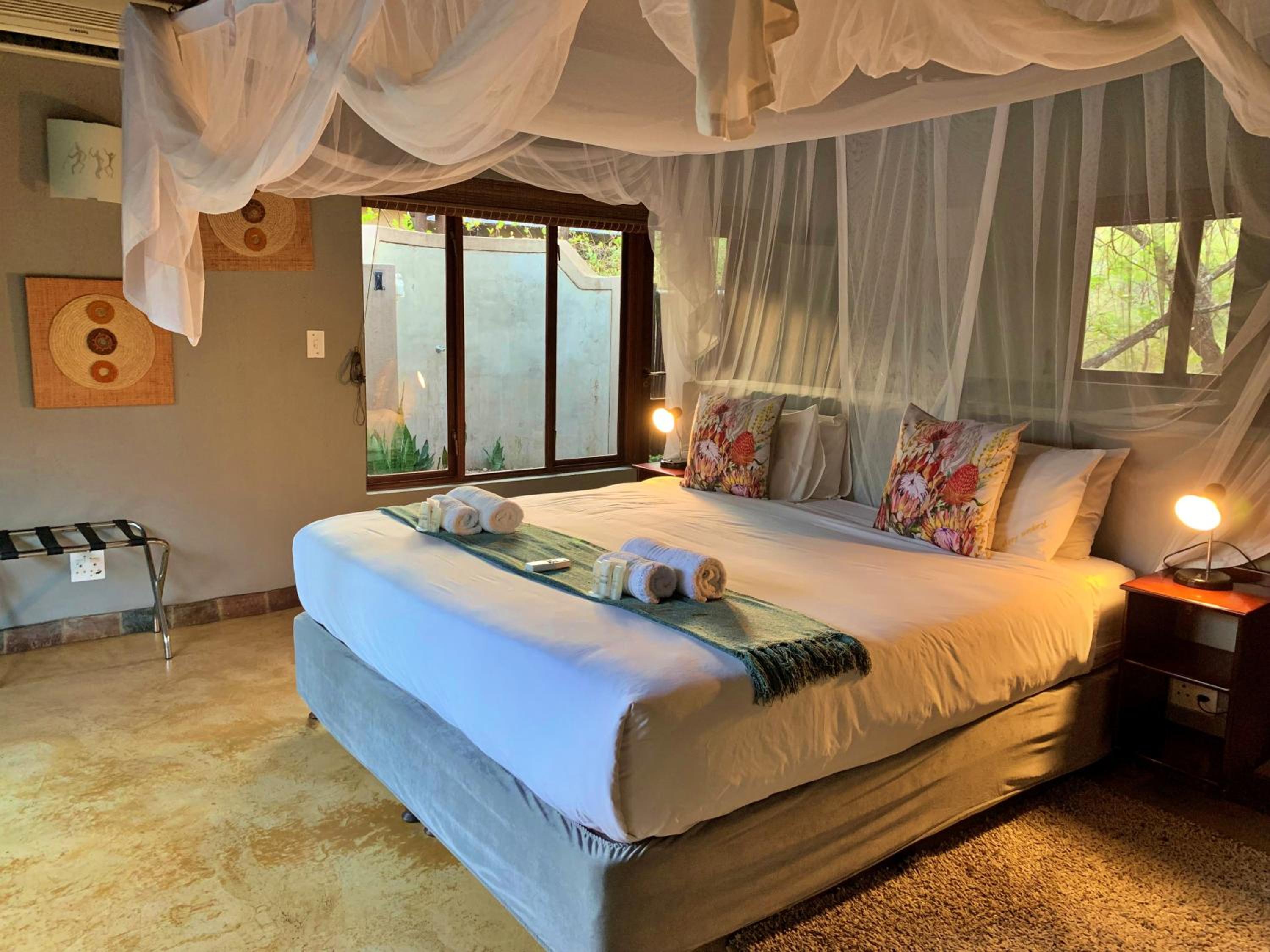 Hoedspruit Raptors Lodge N16
