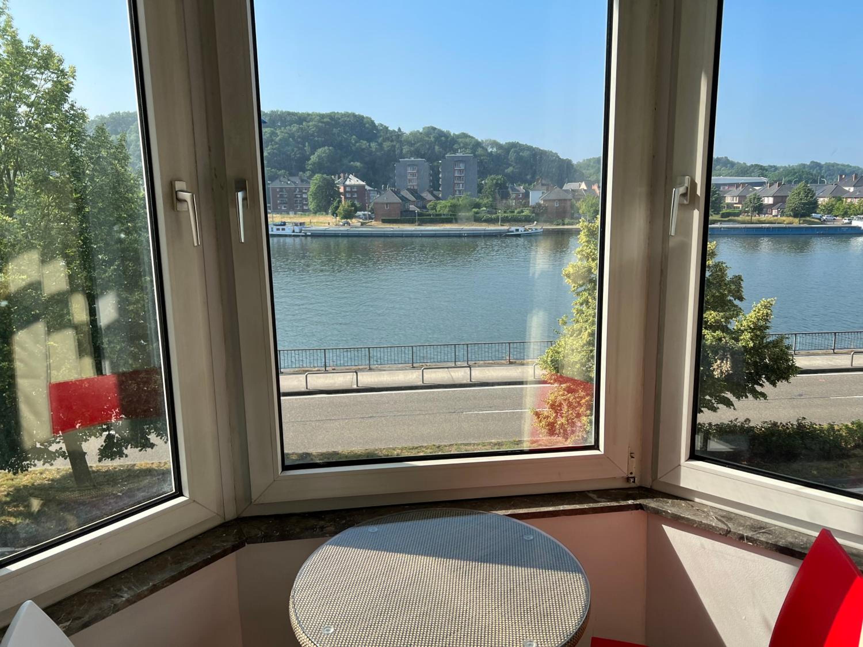 Riverbank Guest House