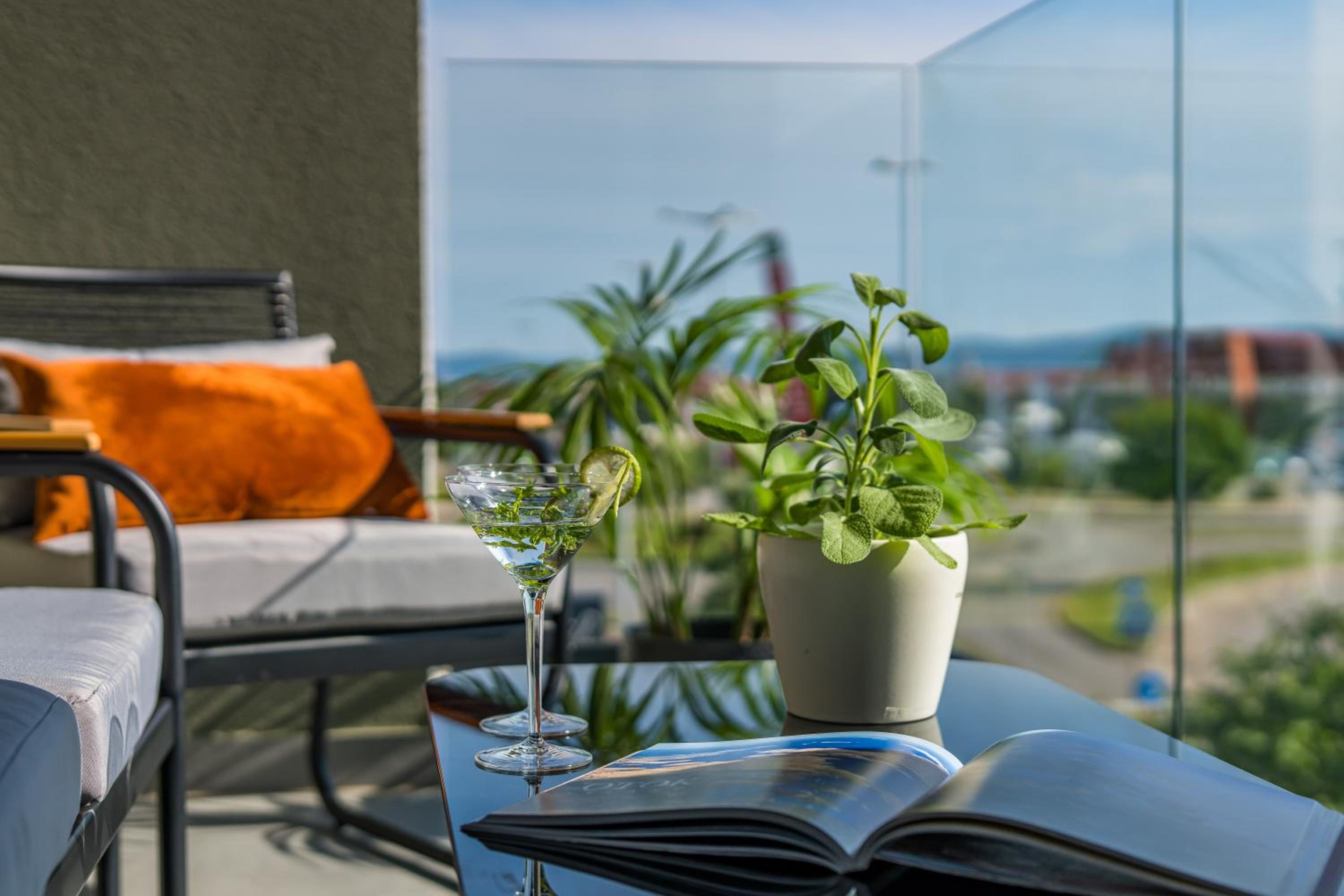 balance & terrace