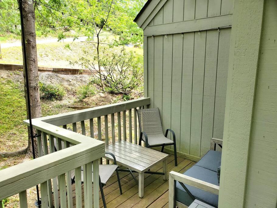 Bigfoot Bungalow - Lake acces & near Bryce Resort view 5