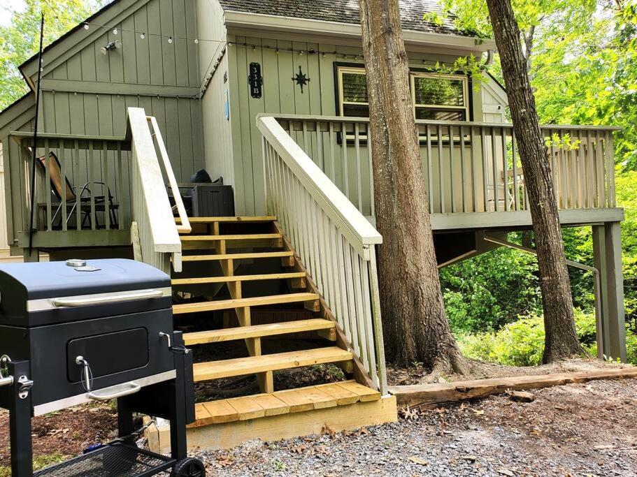 Bigfoot Bungalow - Lake acces & near Bryce Resort view 4