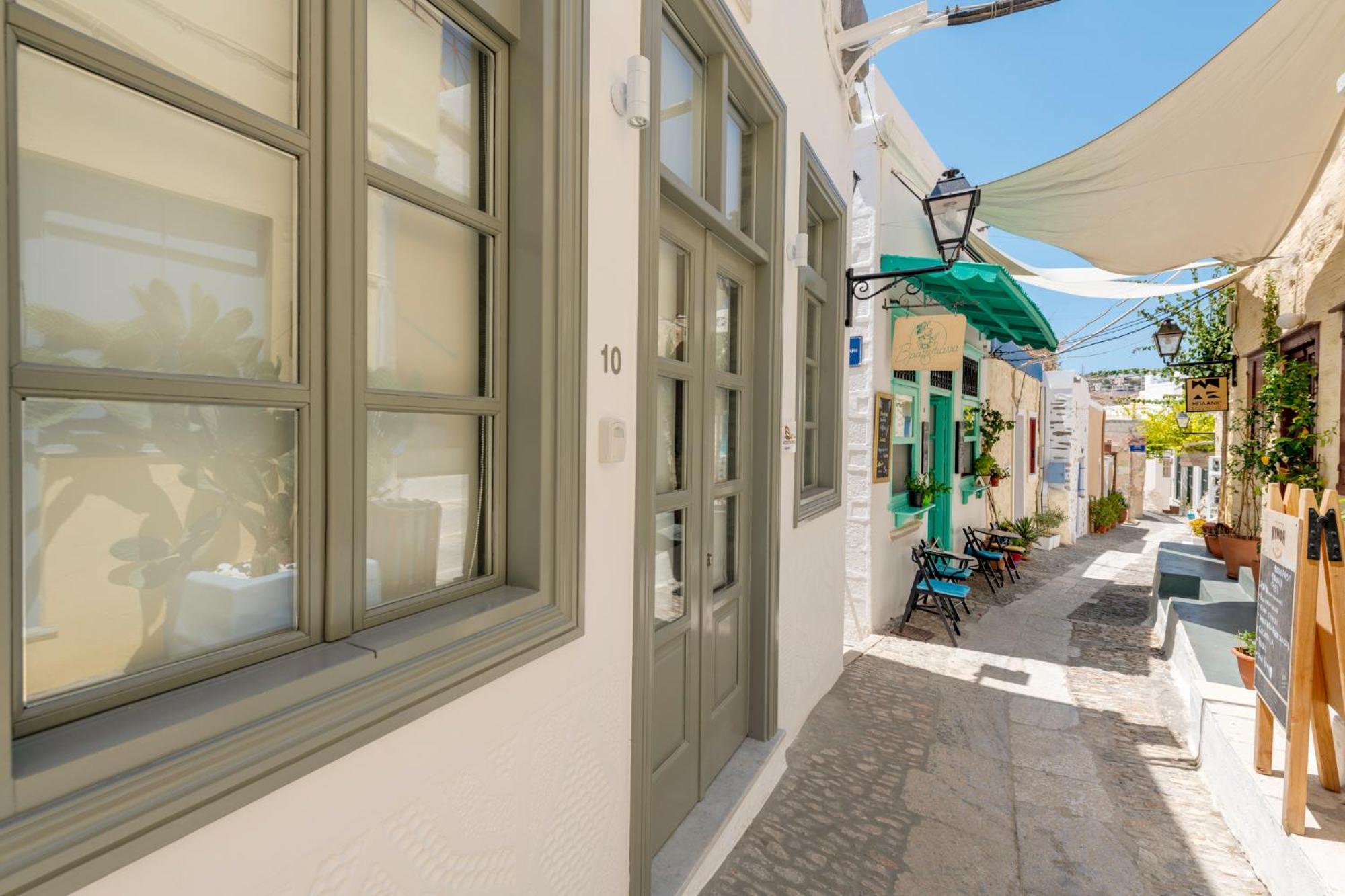 ArtdecoSyros Superior