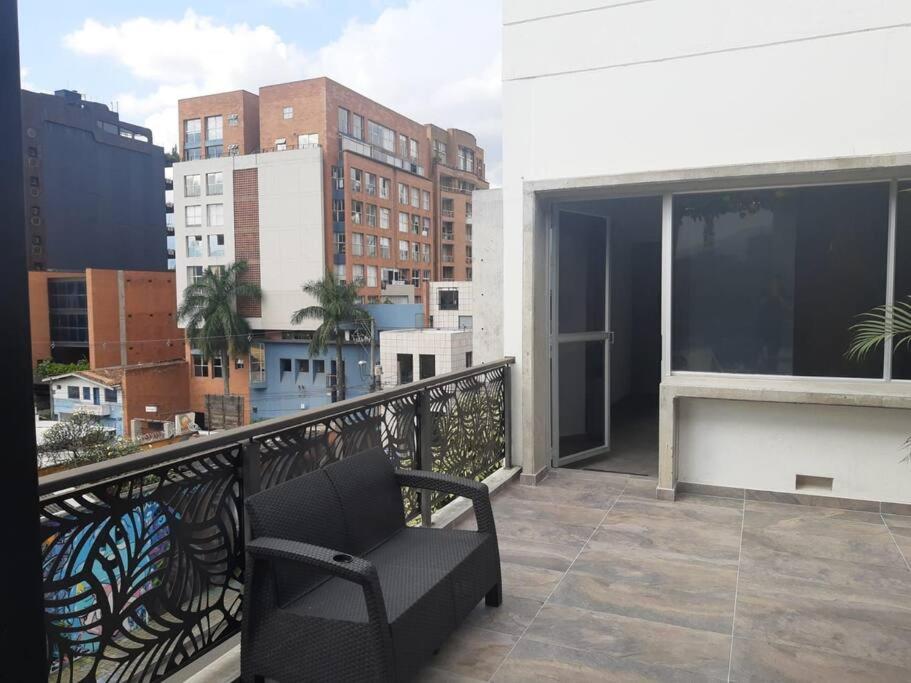 Spectacular studio with terrace, A/C poblado 301