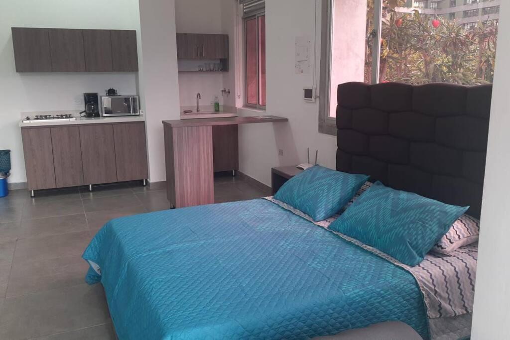 Spectacular studio with terrace, A/C poblado 301
