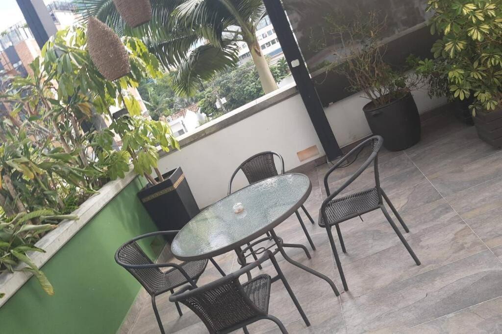 Spectacular studio with terrace, A/C poblado 301