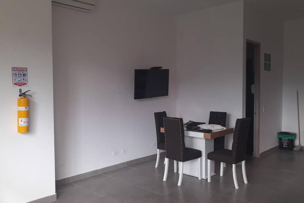 Spectacular studio with terrace, A/C poblado 301