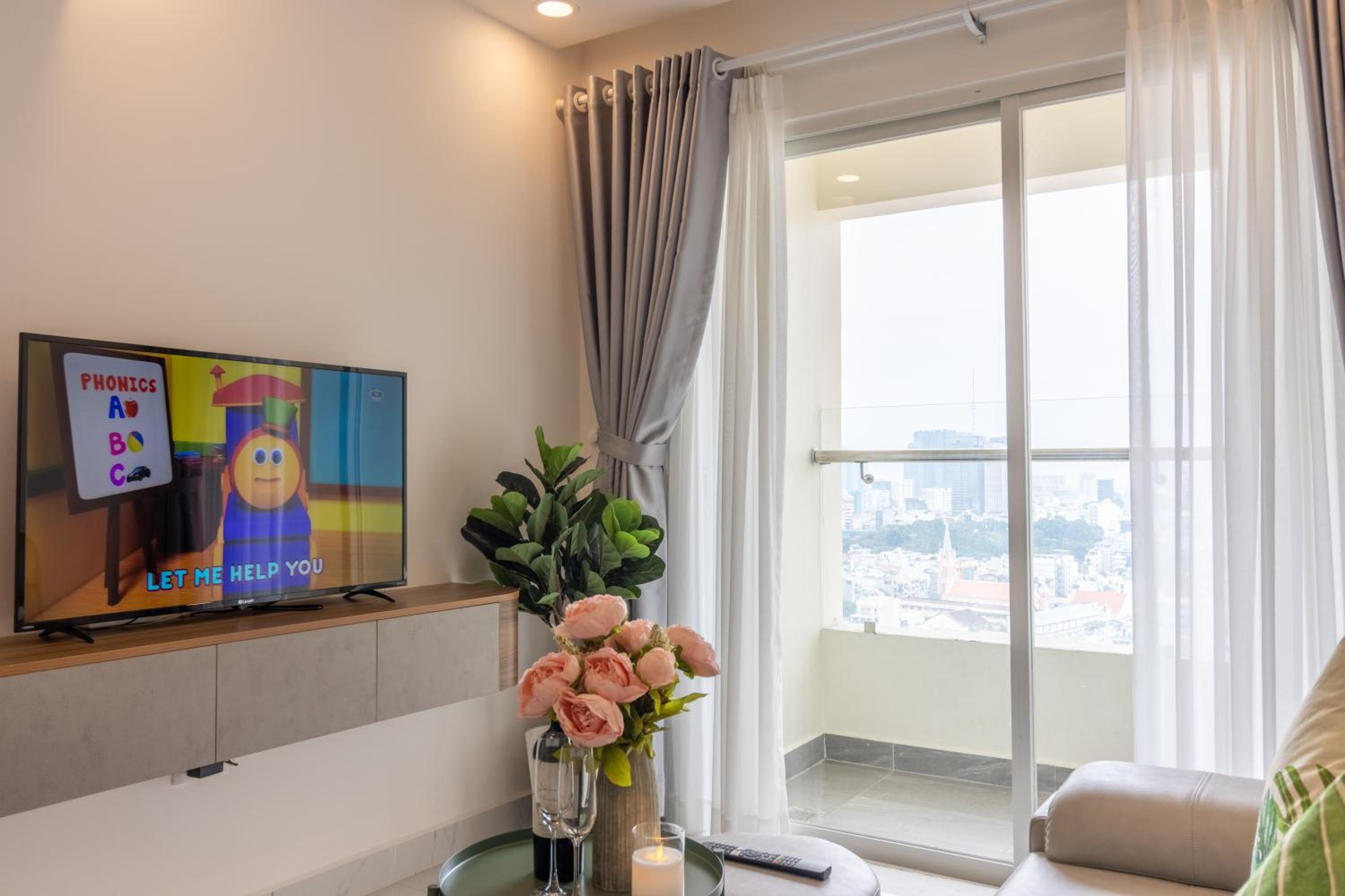 New Luxury 2BR Apt - Terra Royal Ho Chi Minh City