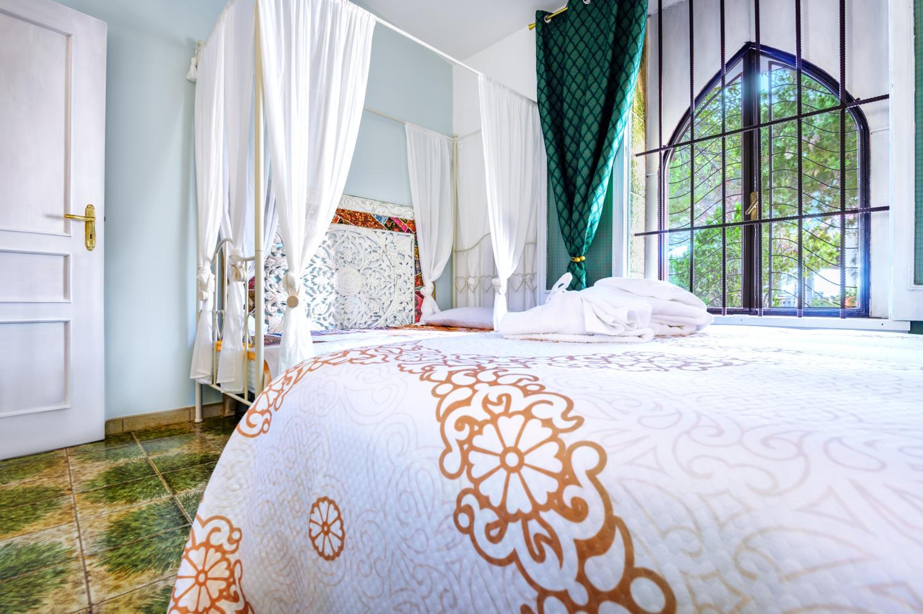 Domina Levante - Exotic Villa with private SPA and Beach access