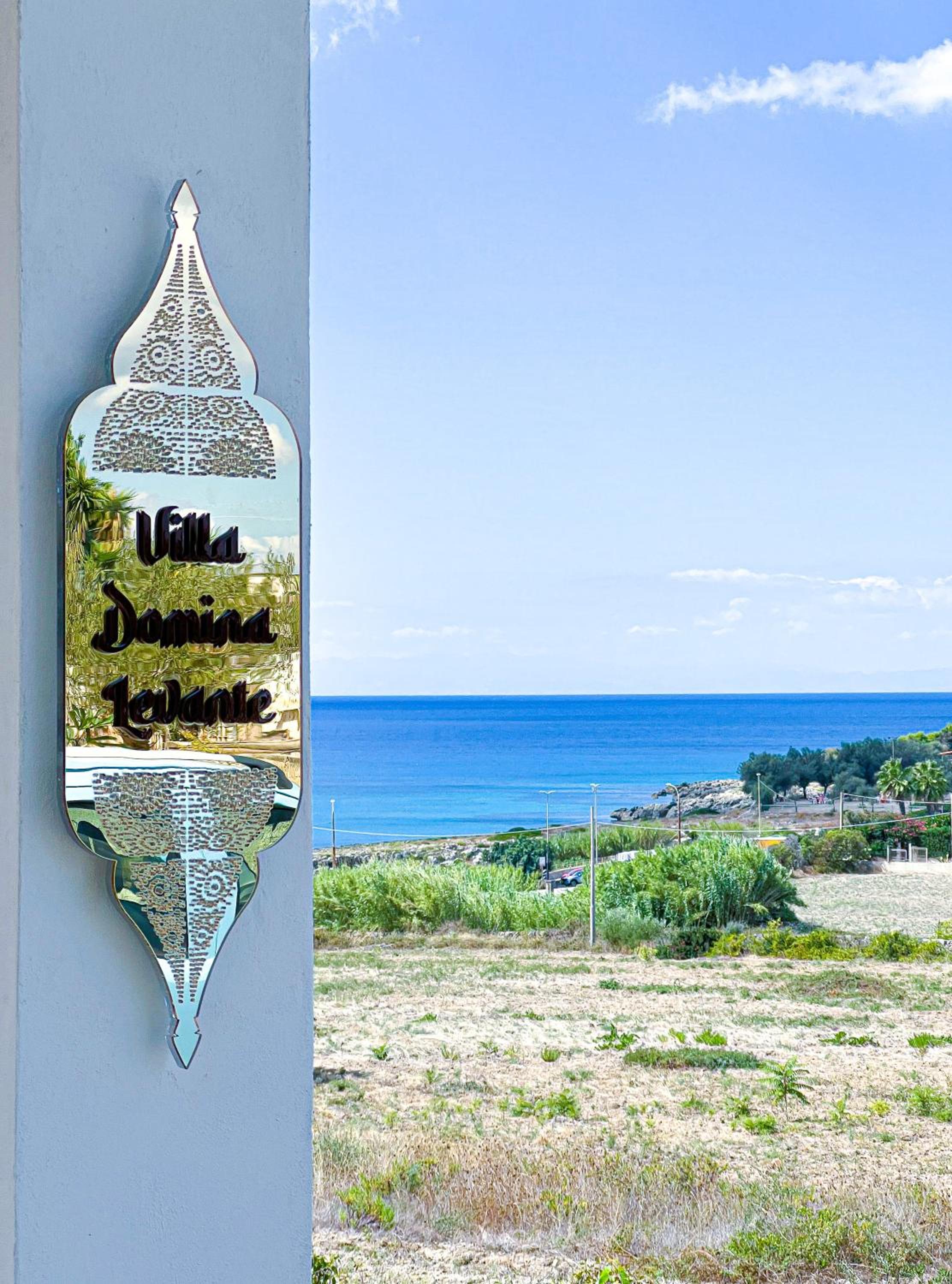 Domina Levante - Exotic Villa with private SPA and Beach access
