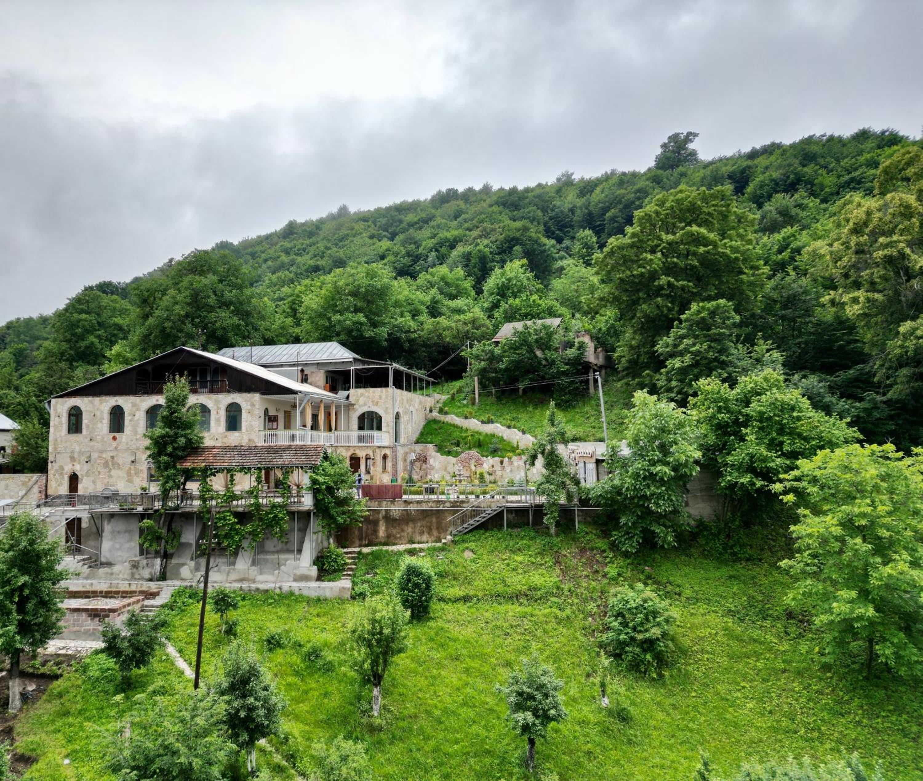 Amrots Deghceni - Boutique Castle Stay