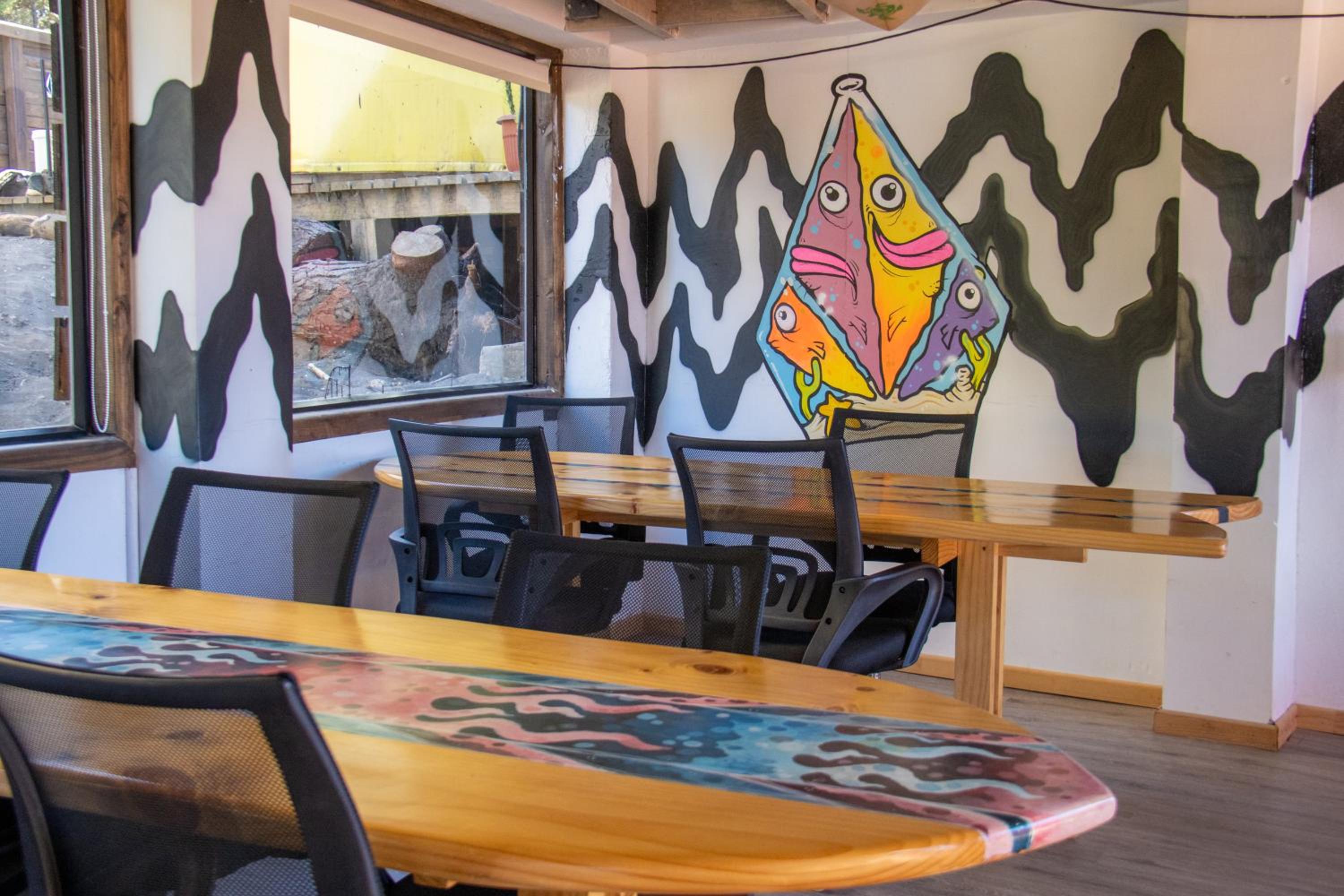 Sirena Insolente Hostel & Suites