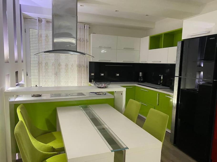 Endri's apartment near Old Beach Vlore