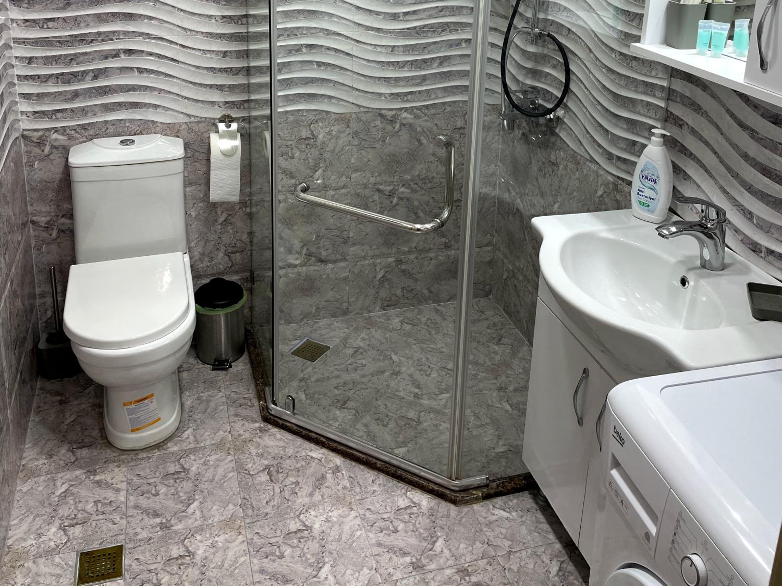 Photo 18