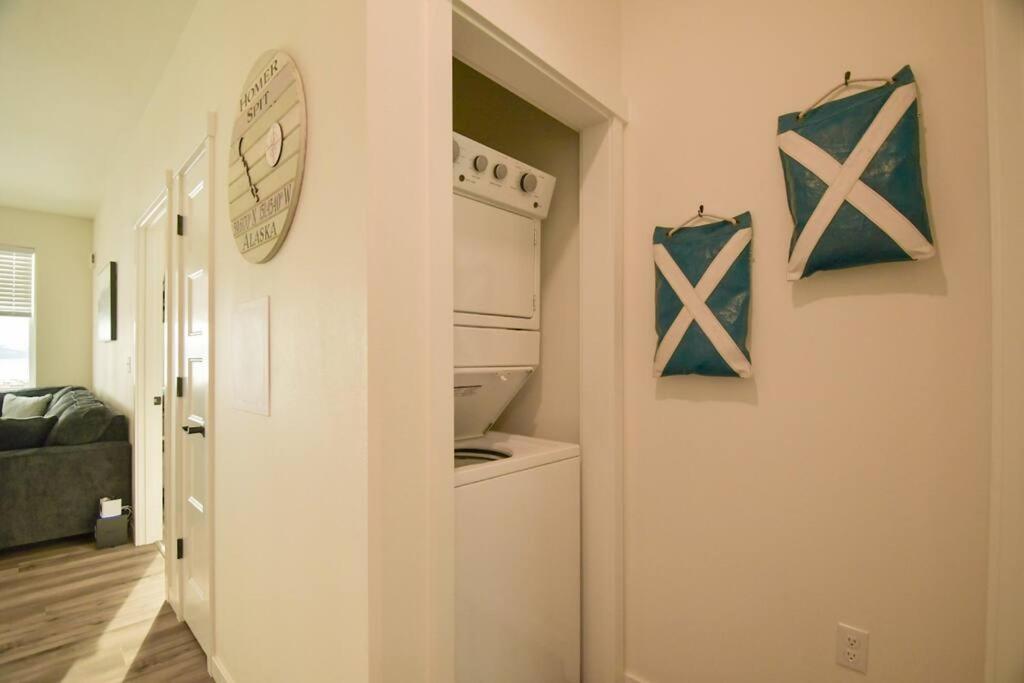 Homer Vacations - Halibut Hideaway at Kachemak Bay Kabins - Property Image 3