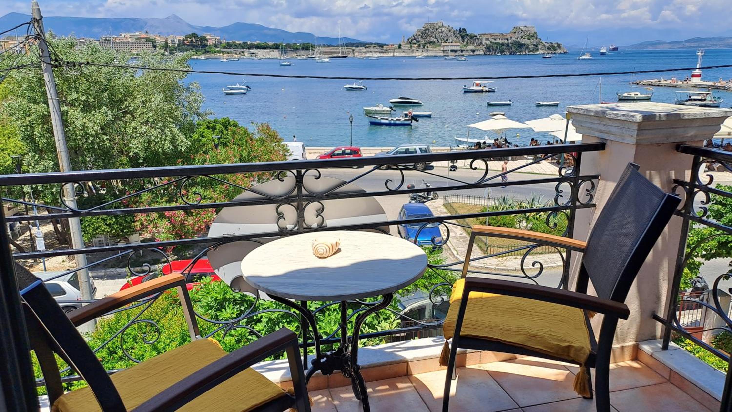 Garitsa Bay Apartment photo 2