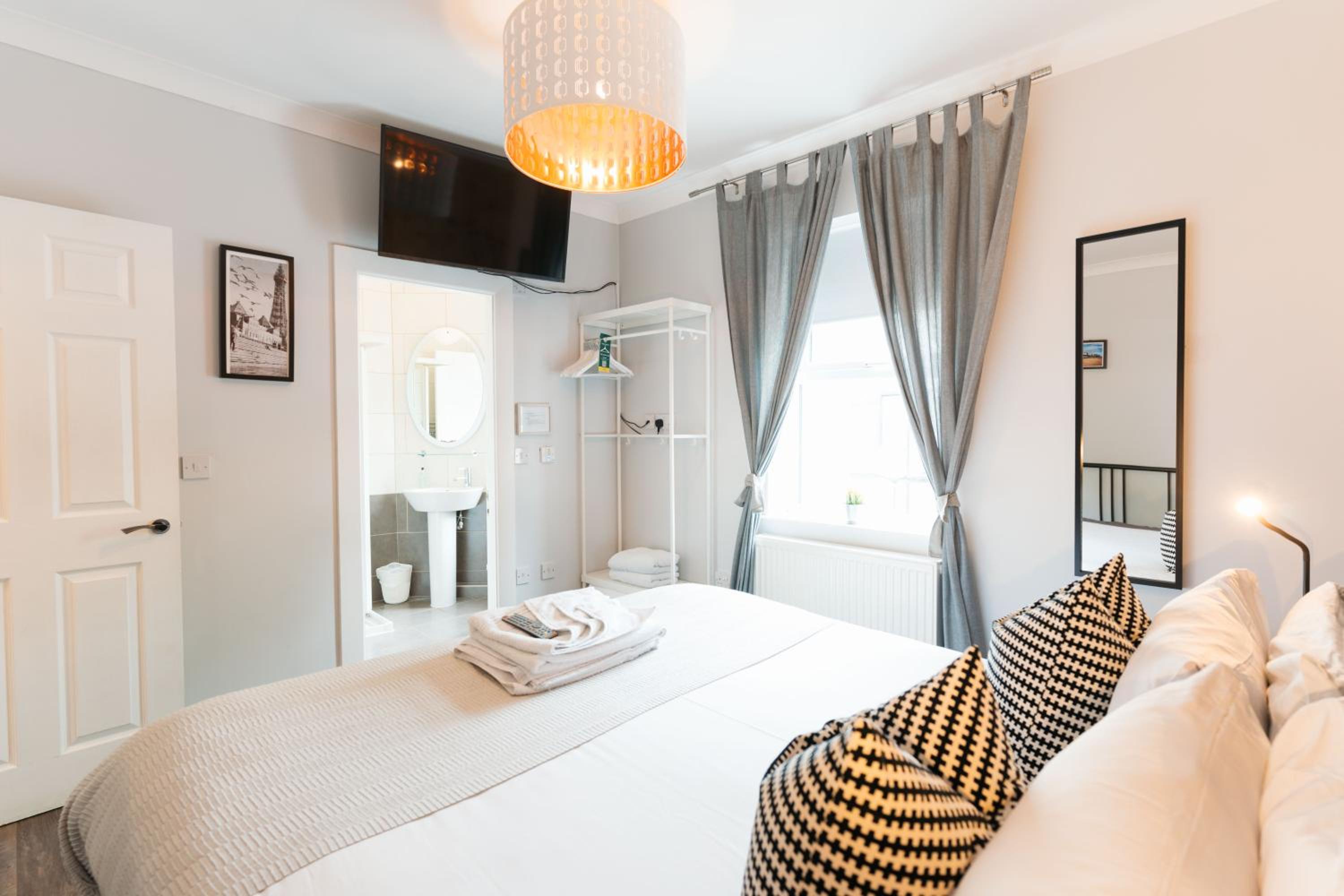 Sweet Suites Lytham