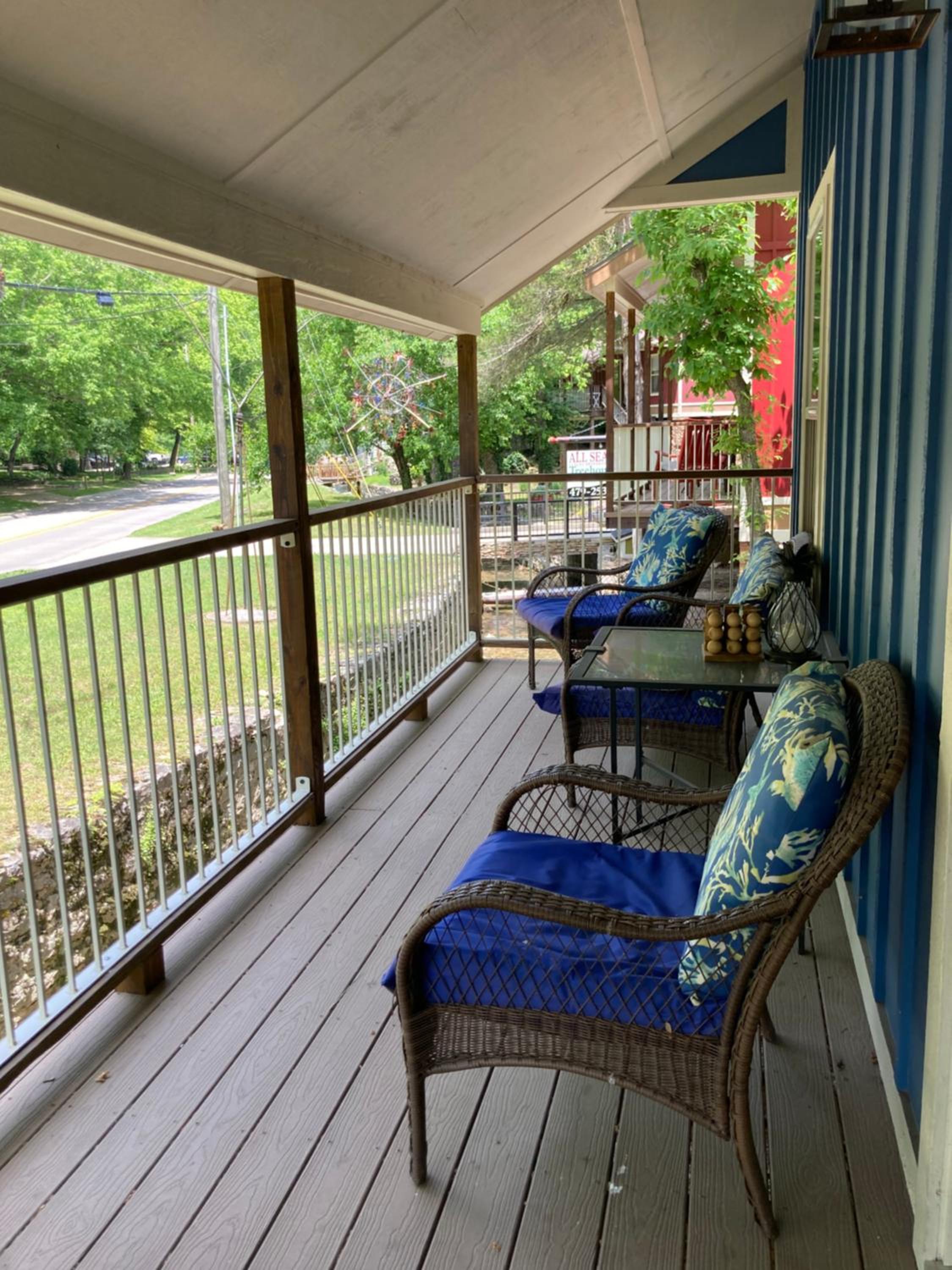 All Seasons Treehouse Village