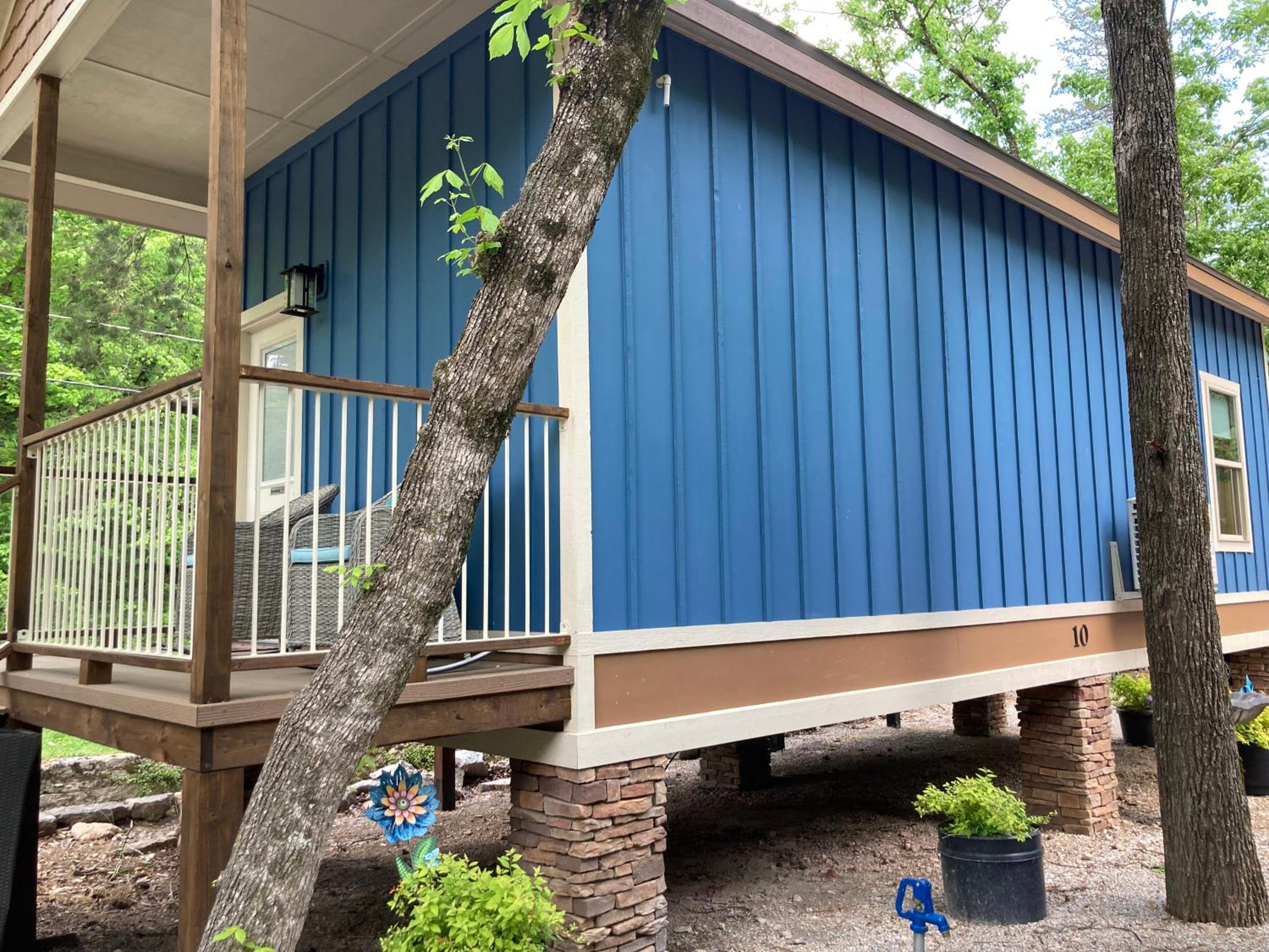 All Seasons Treehouse Village