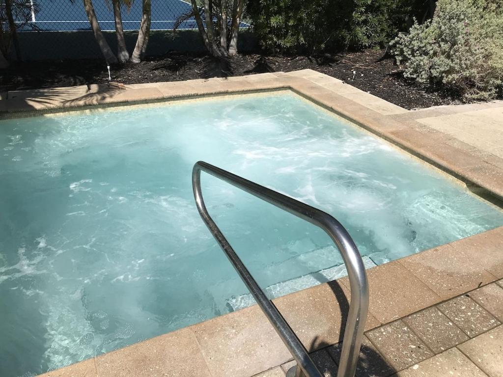 Tropical Getaway w/Private Beach 1 BD Condo