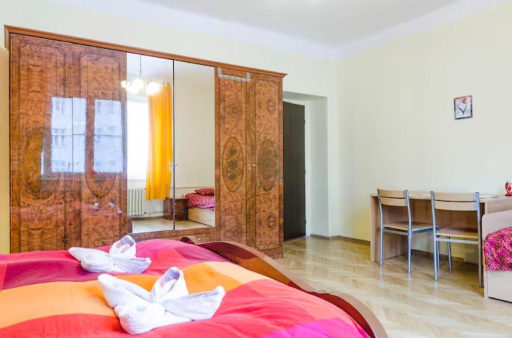 Rooms in the Center of Old Town