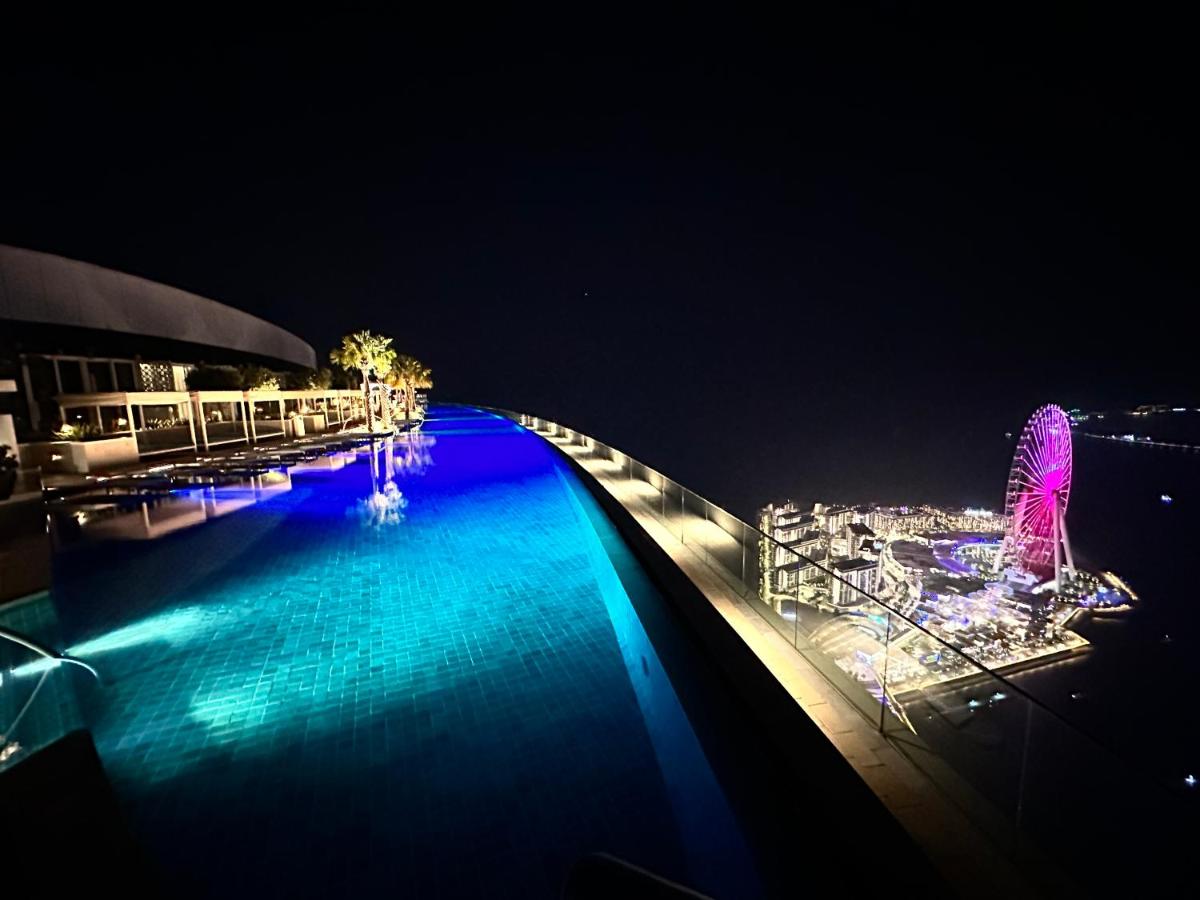 Address Beach Residence