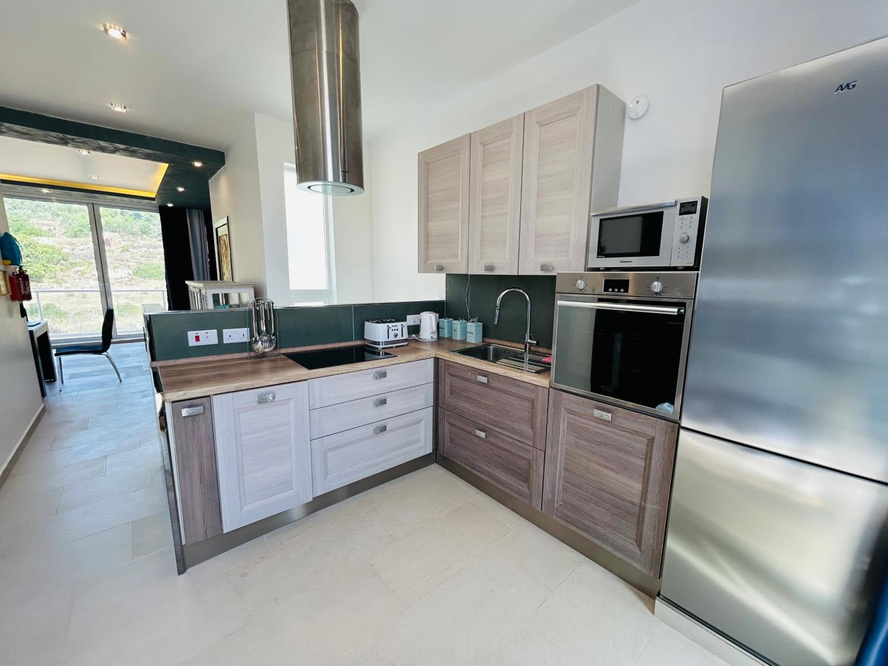 Hillview Duplex Penthouse, photo 7