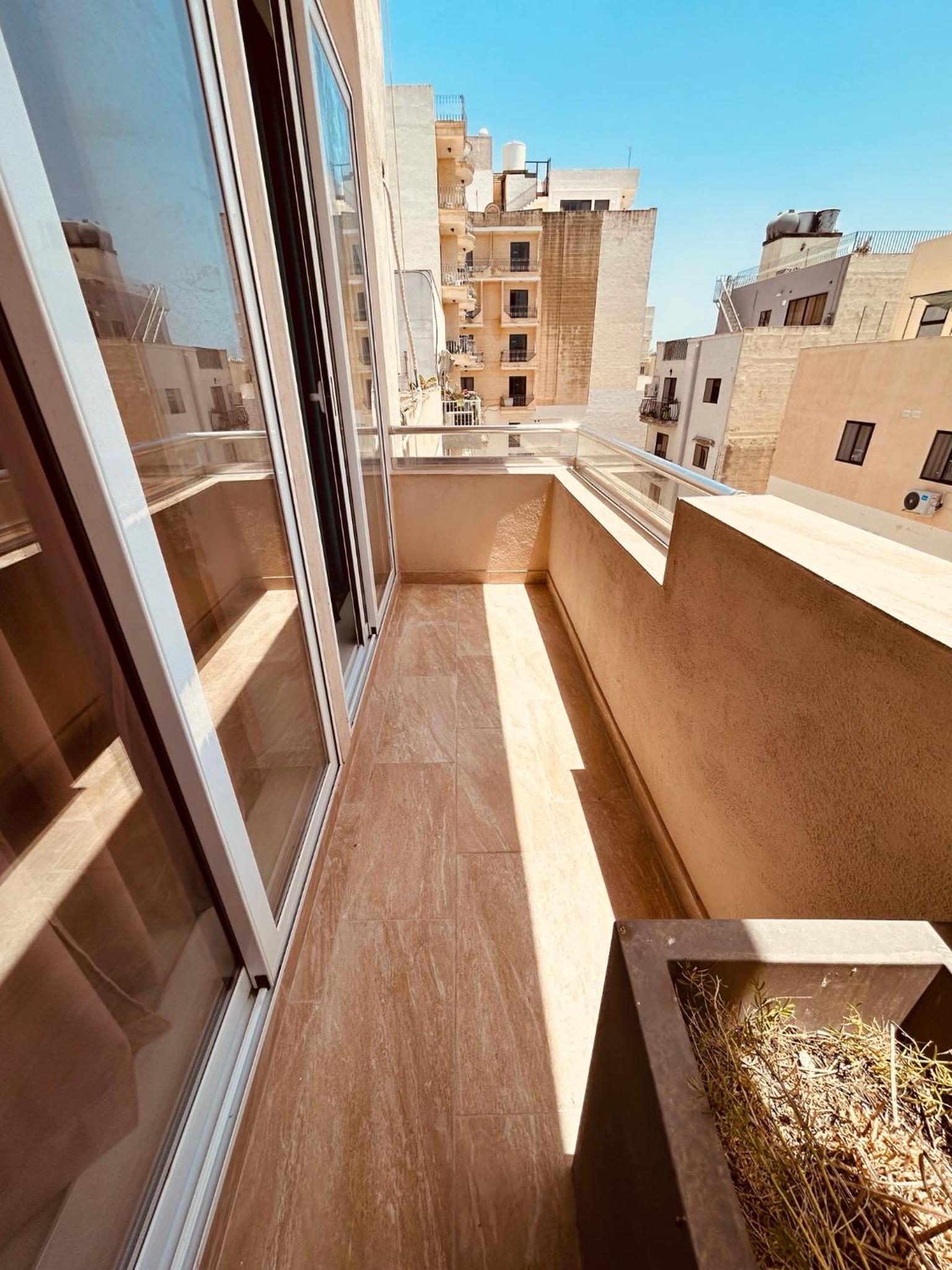 Hillview Duplex Penthouse, photo 21