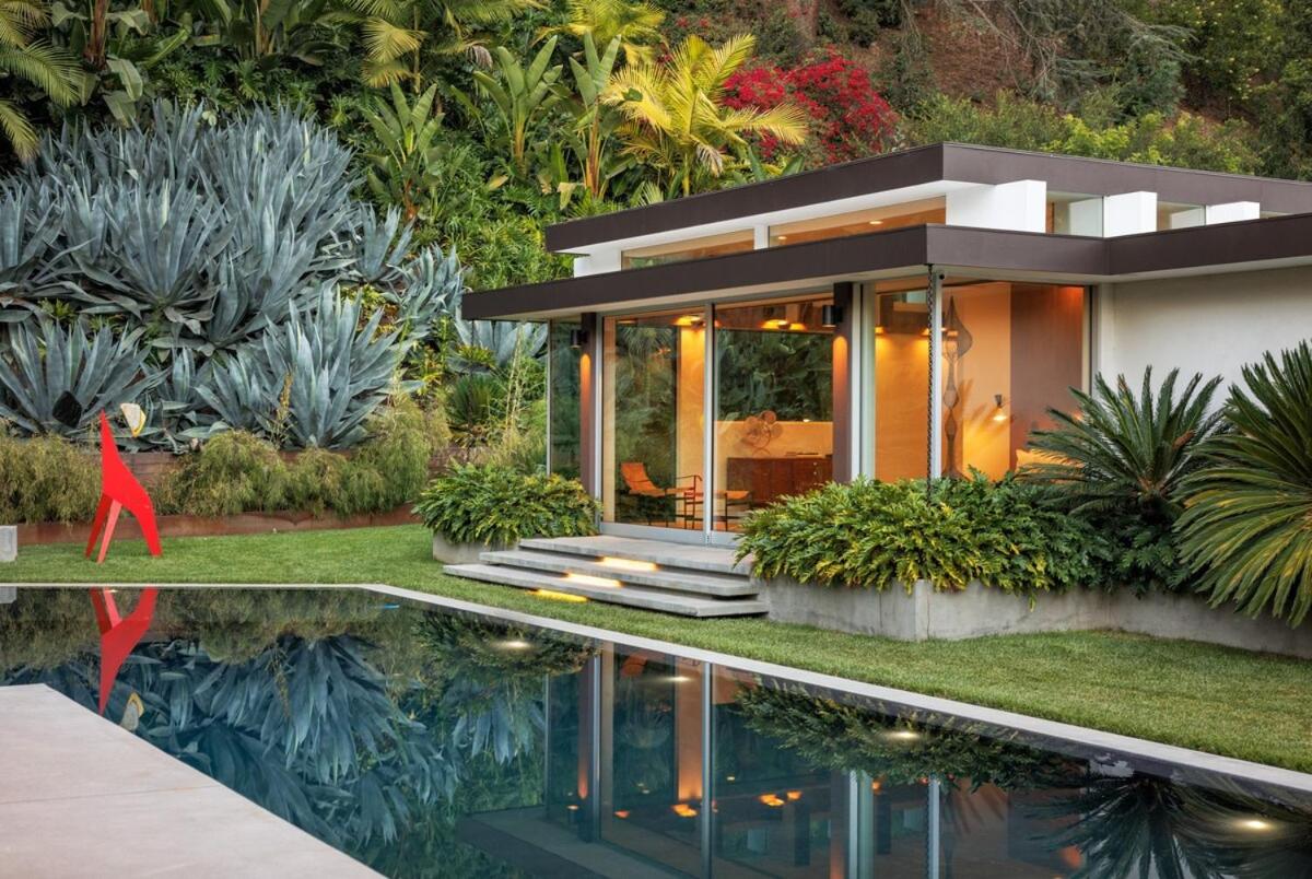 Loma Vista Modern