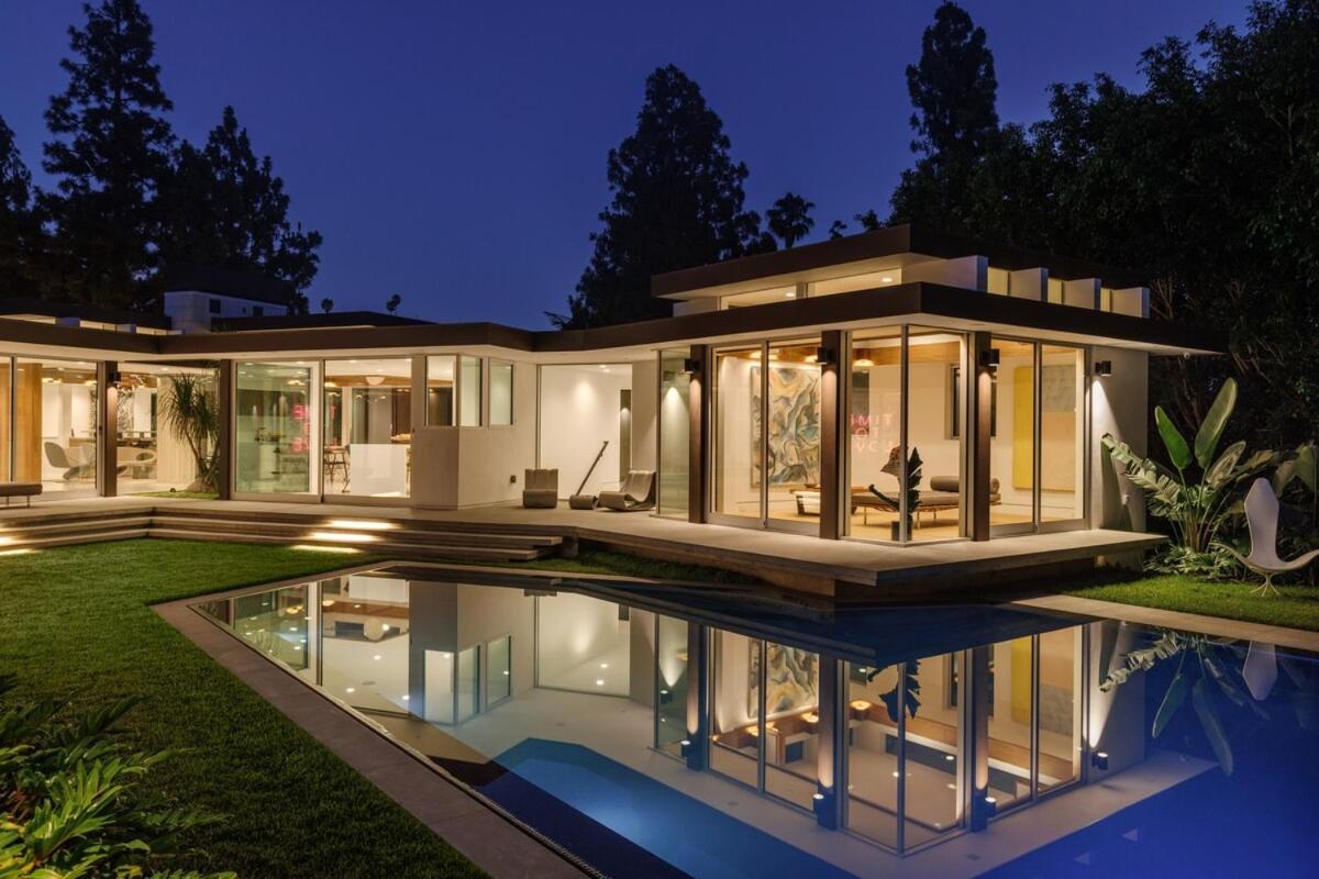 Loma Vista Modern