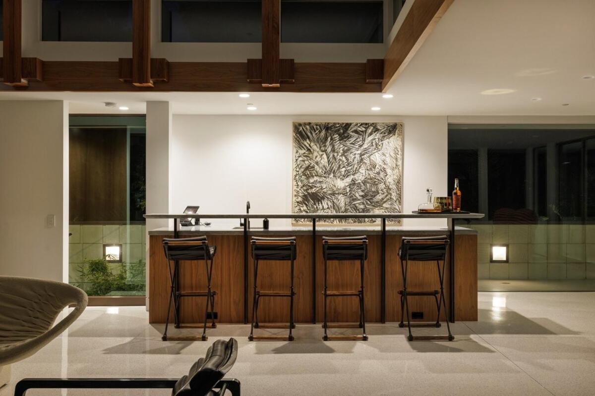 Loma Vista Modern
