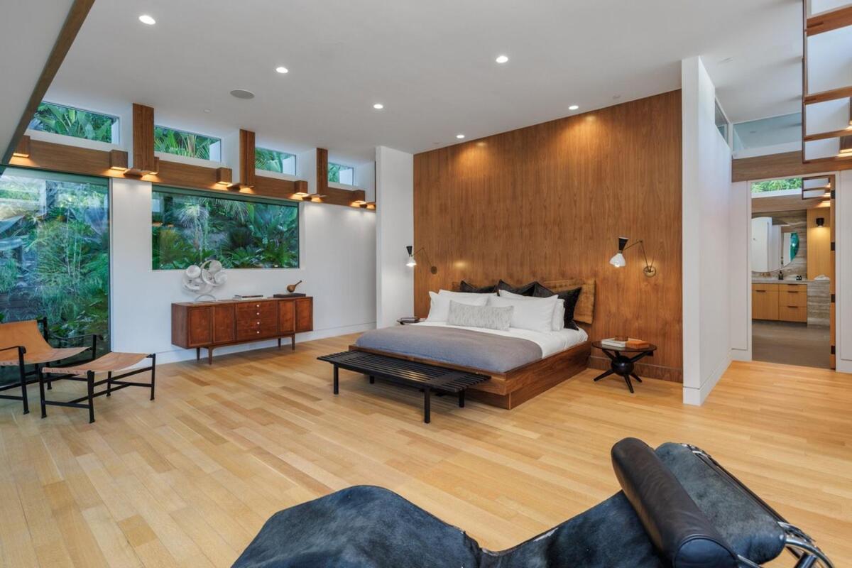 Loma Vista Modern