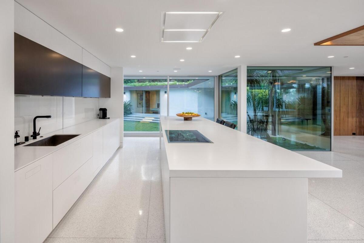 Loma Vista Modern