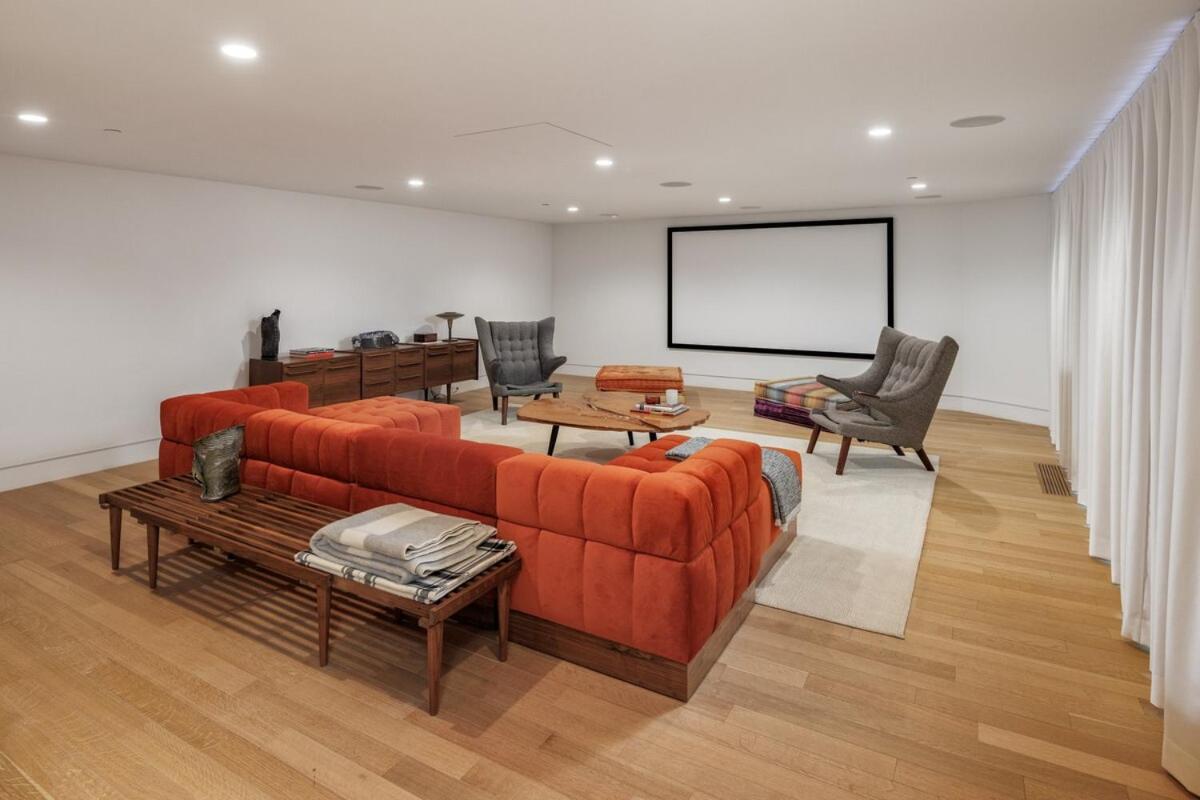 Loma Vista Modern