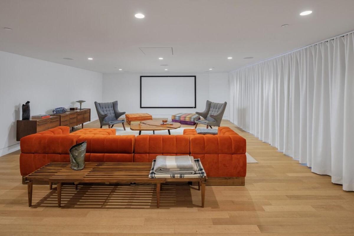 Loma Vista Modern