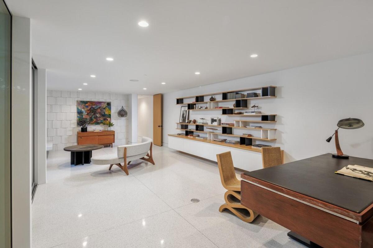 Loma Vista Modern