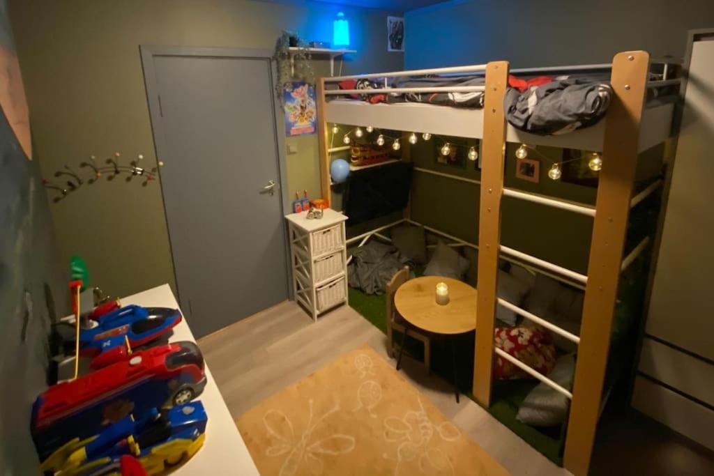 Helt hjem med stor hage, 3 soverom view 4