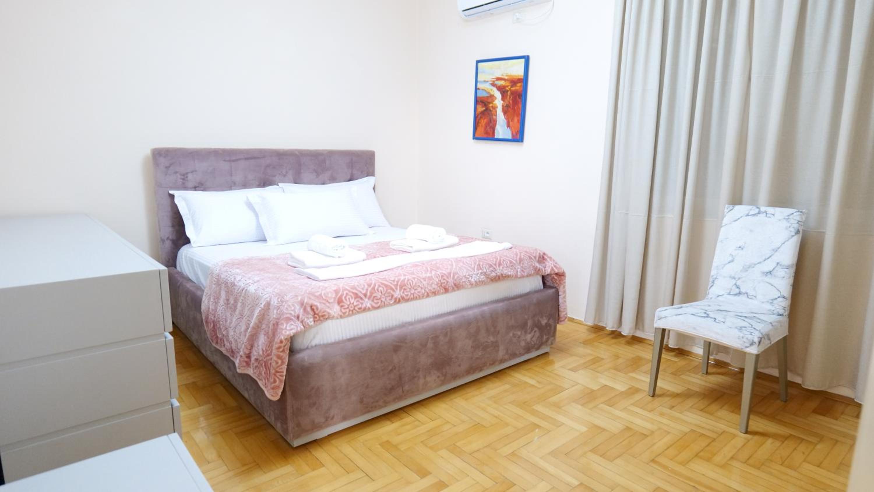 City center apartment Niko 04