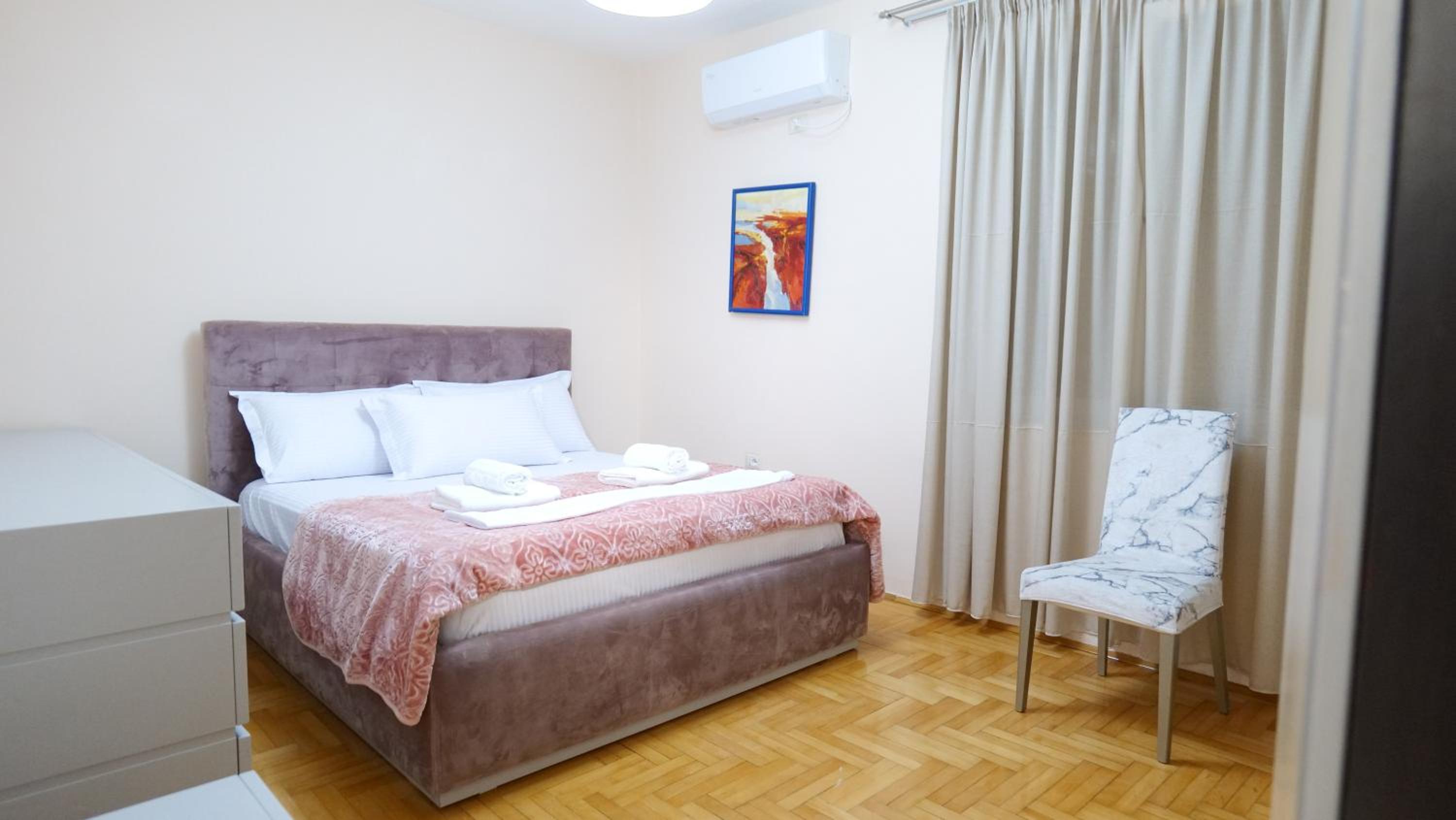 City center apartment Niko 04