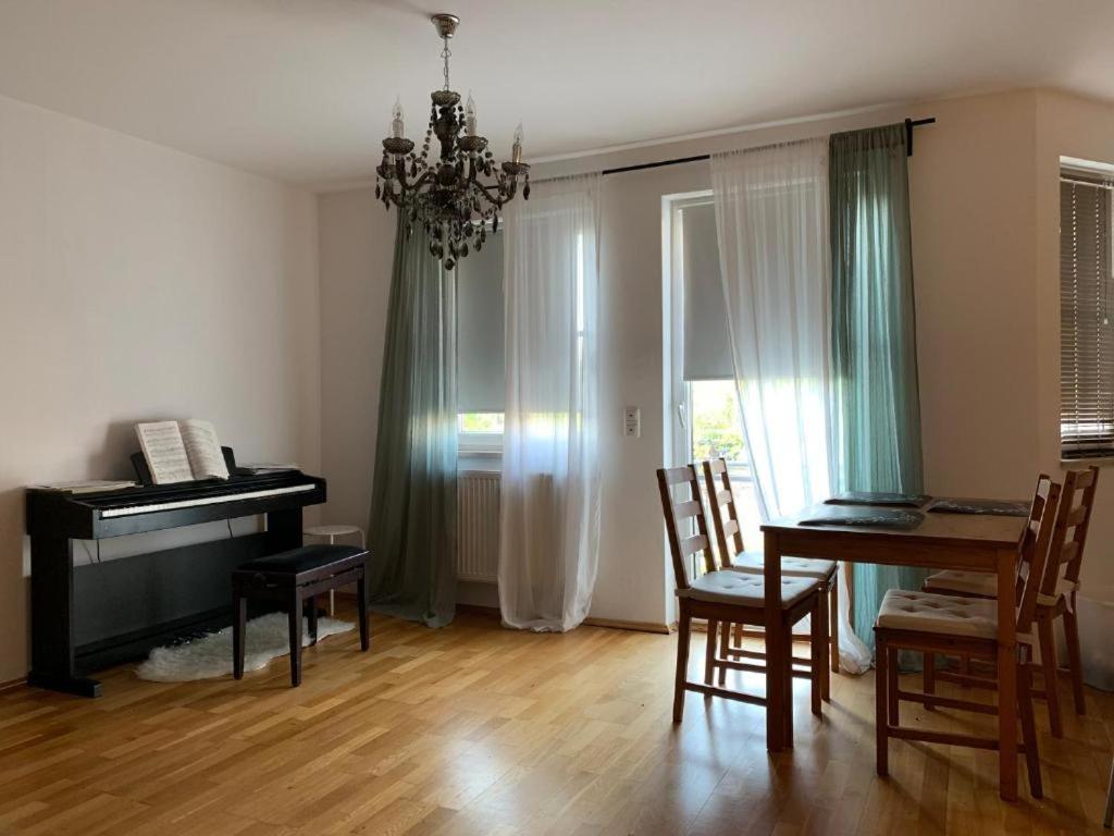 feldmochinger strasse 212