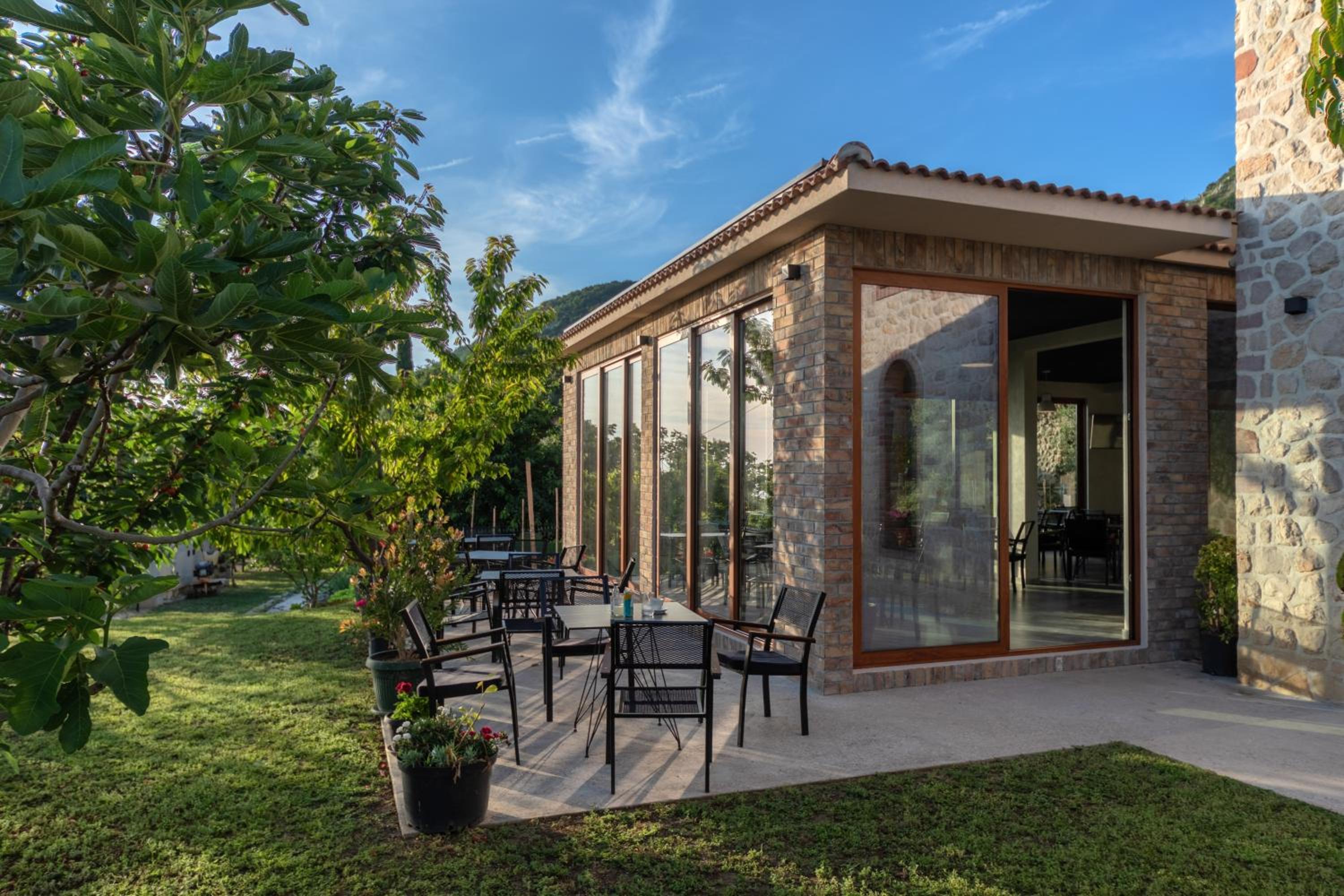 Apart & Spa Beganovic view 3