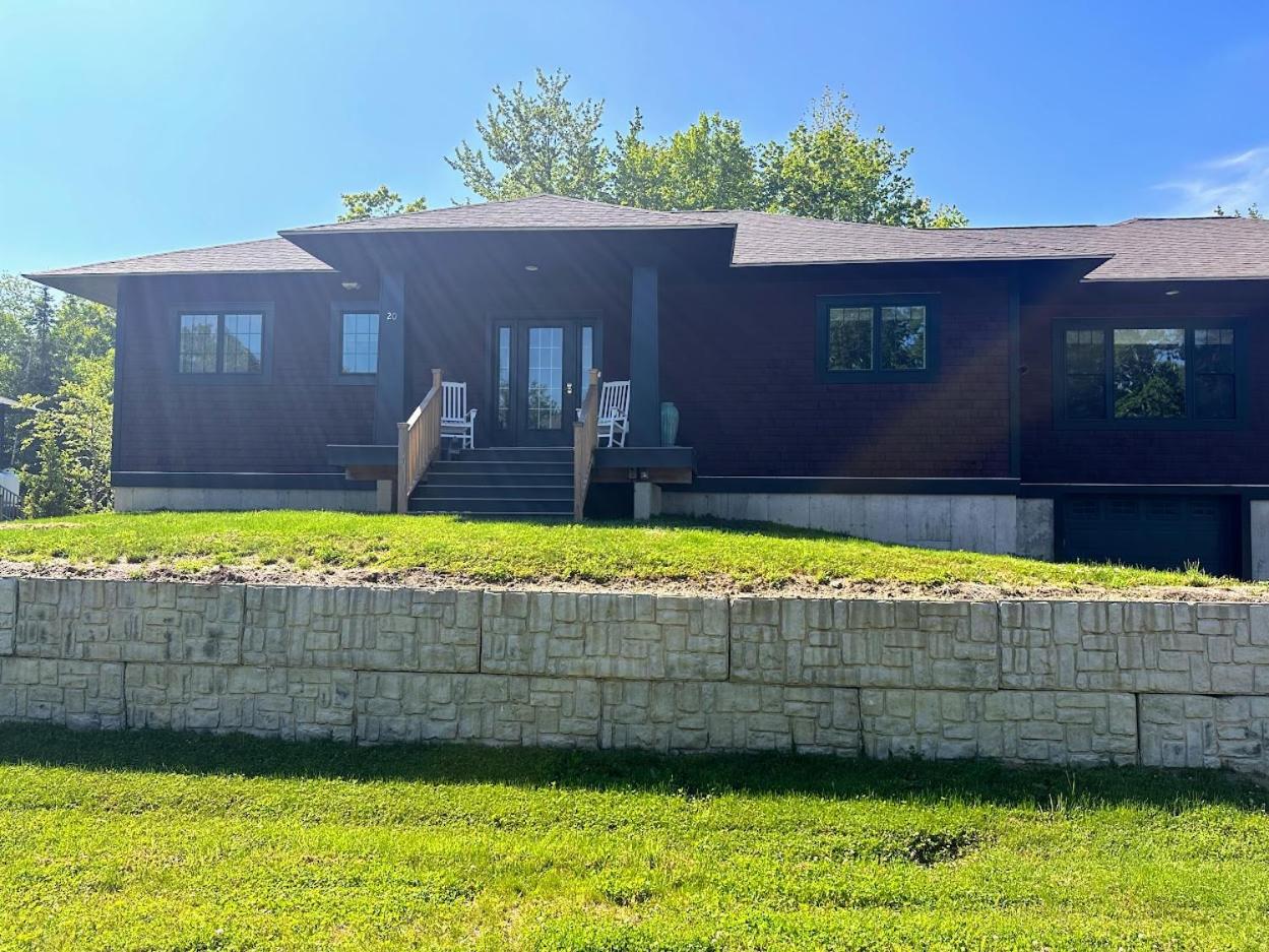 Pine Grove Cottages