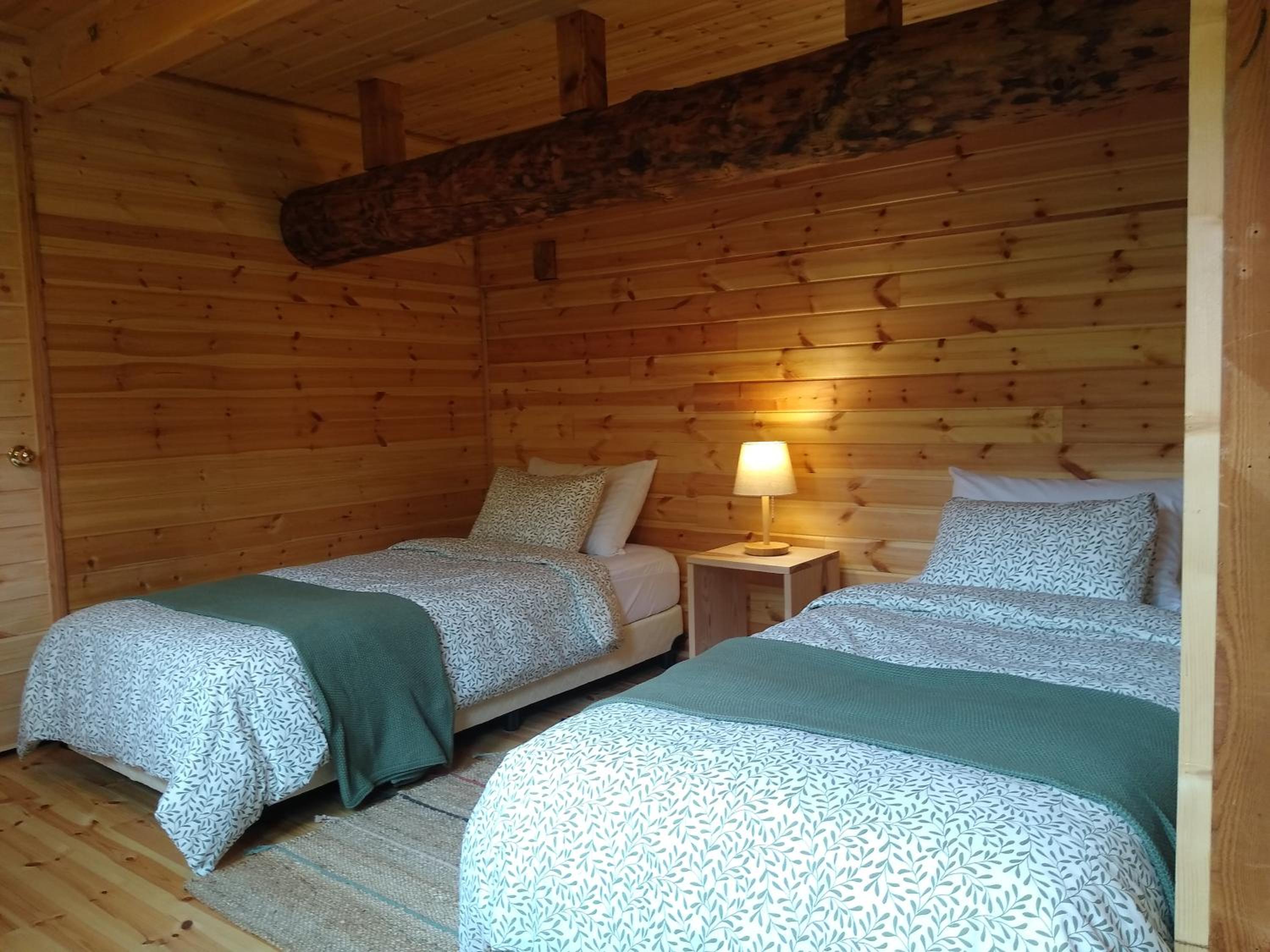 Robin's Lodge