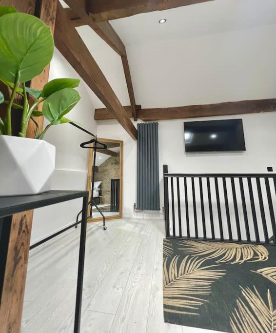 Farsley Cottage