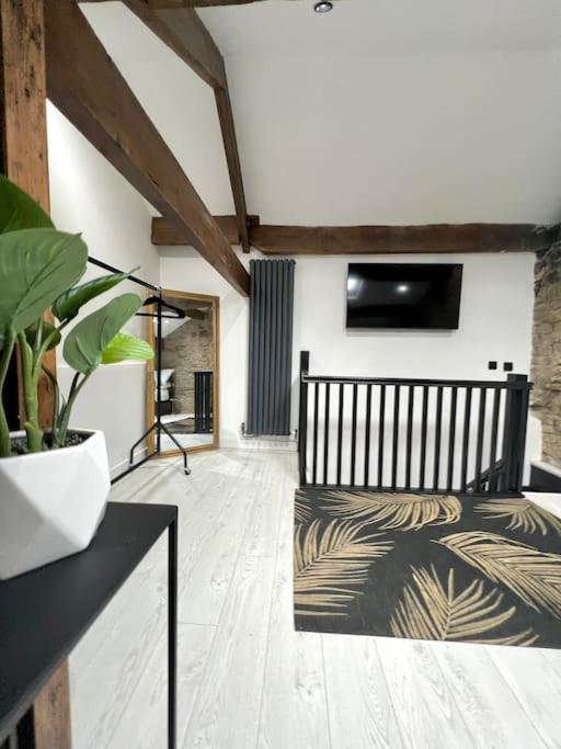 Farsley Cottage