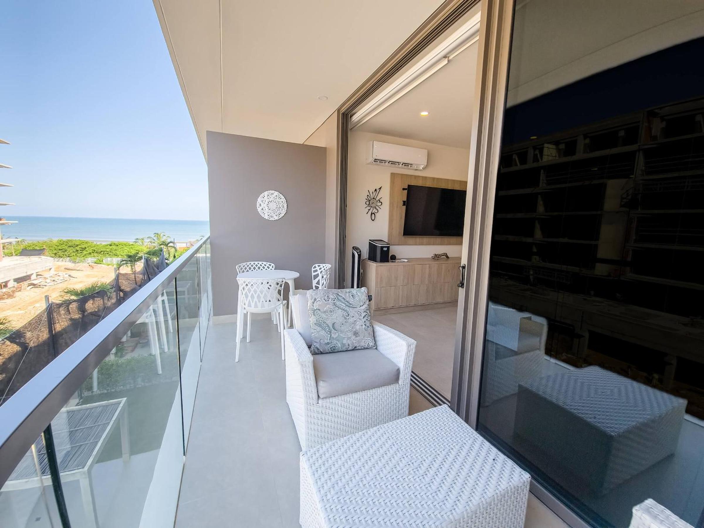 Apartamento en Condominio con acceso directo al mar en Cartagena