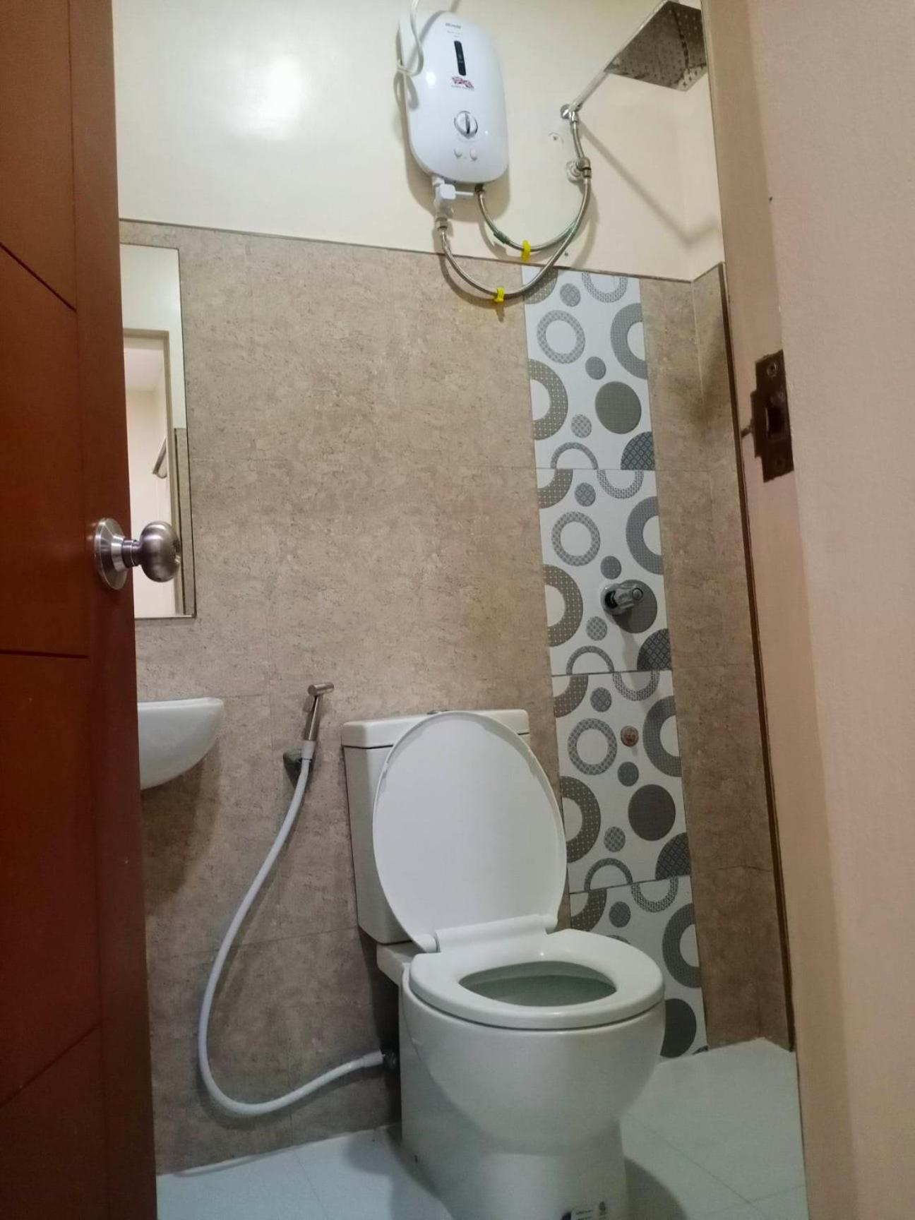 RNR Suites